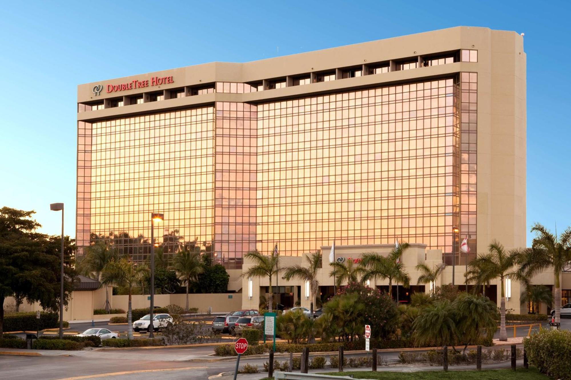 Doubletree By Hilton Miami Airport & Convention Center Hotel