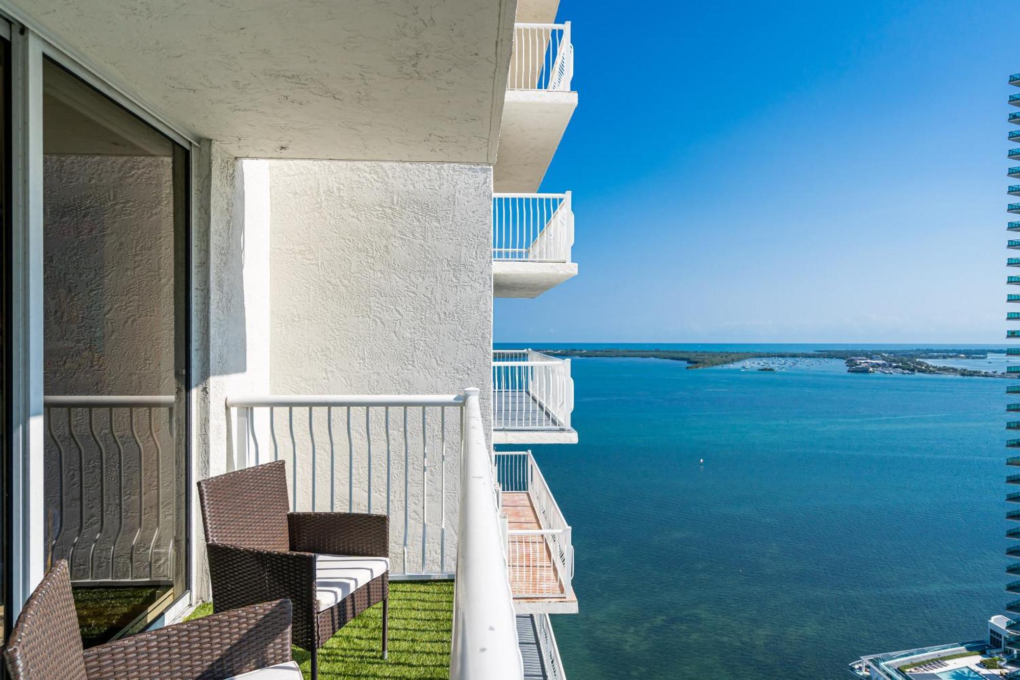 Gorgeous In Brickell Apartment *
