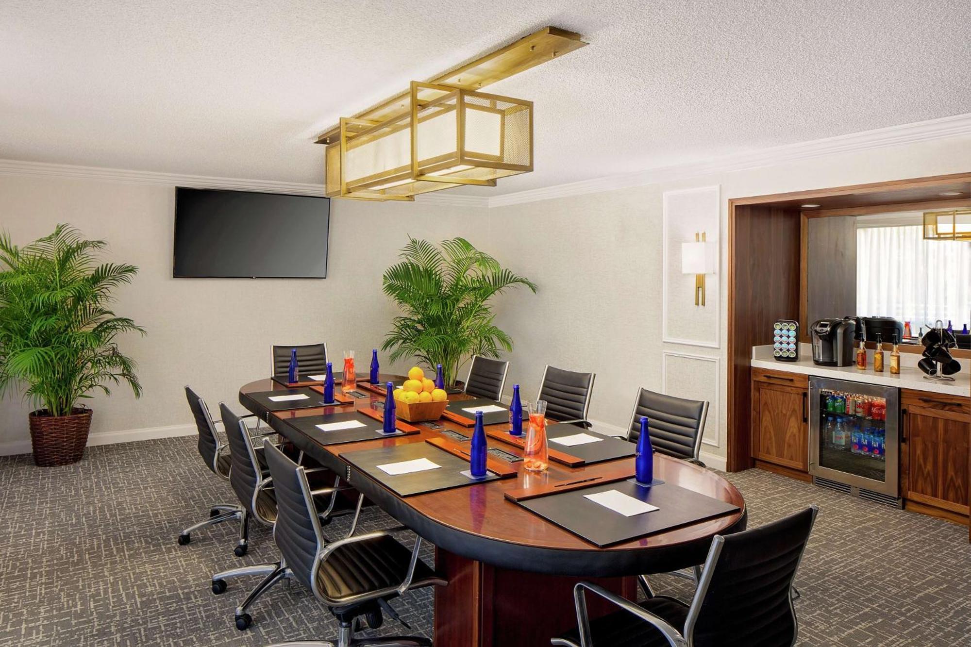 Hilton 4*