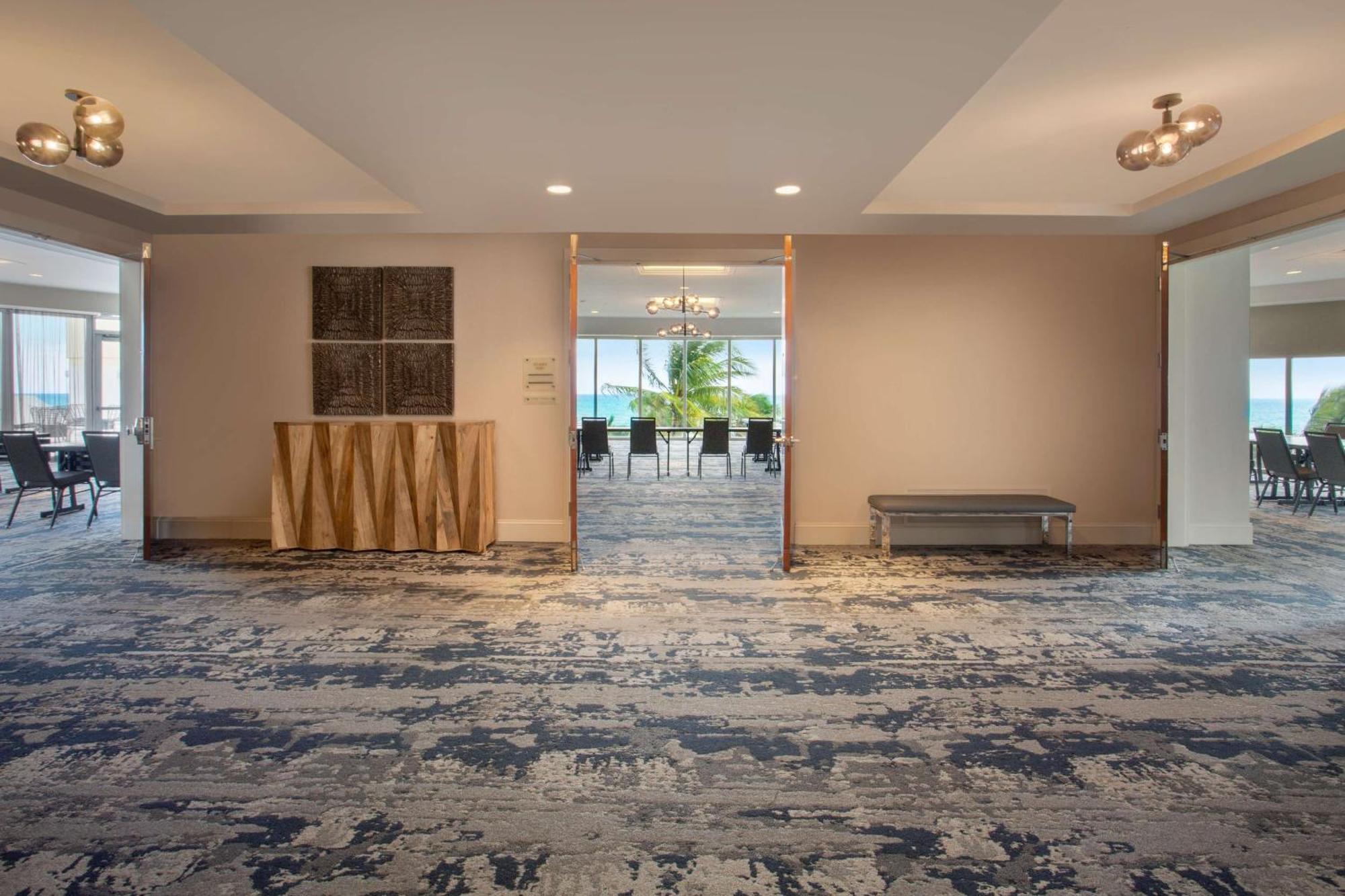 Doubletree By Hilton Ocean Point - North Miami 4* Sunny Isles Beach