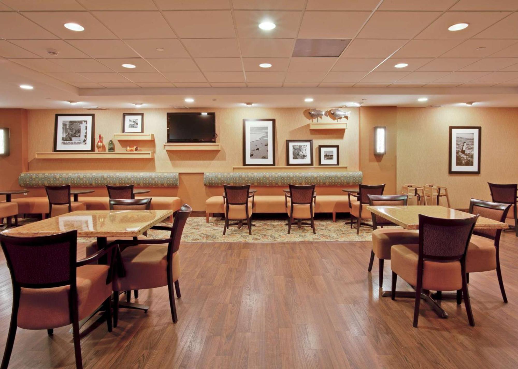 Hotel Hampton