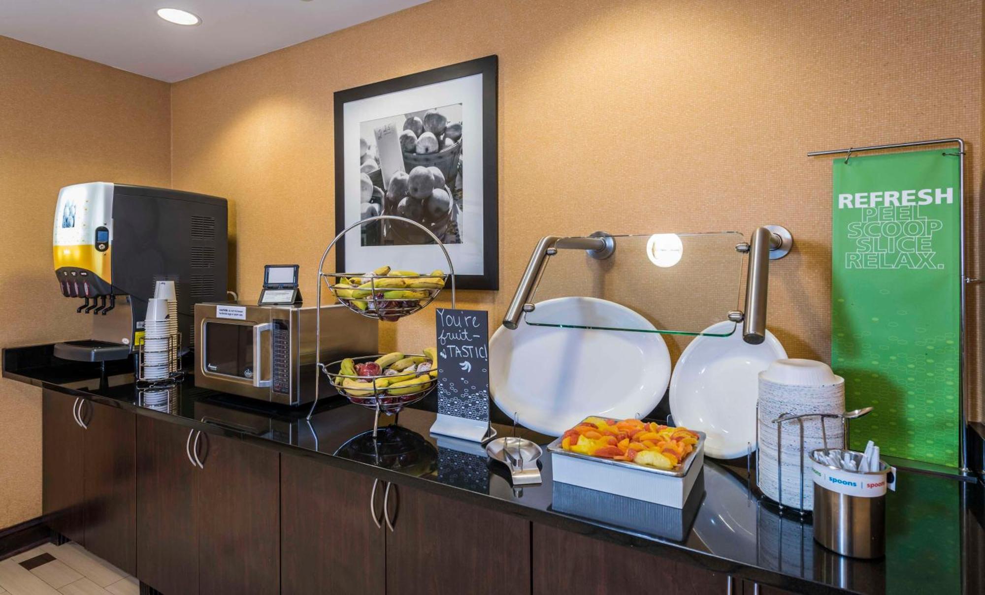 Hampton & South - Bartram Park Hotel 3*