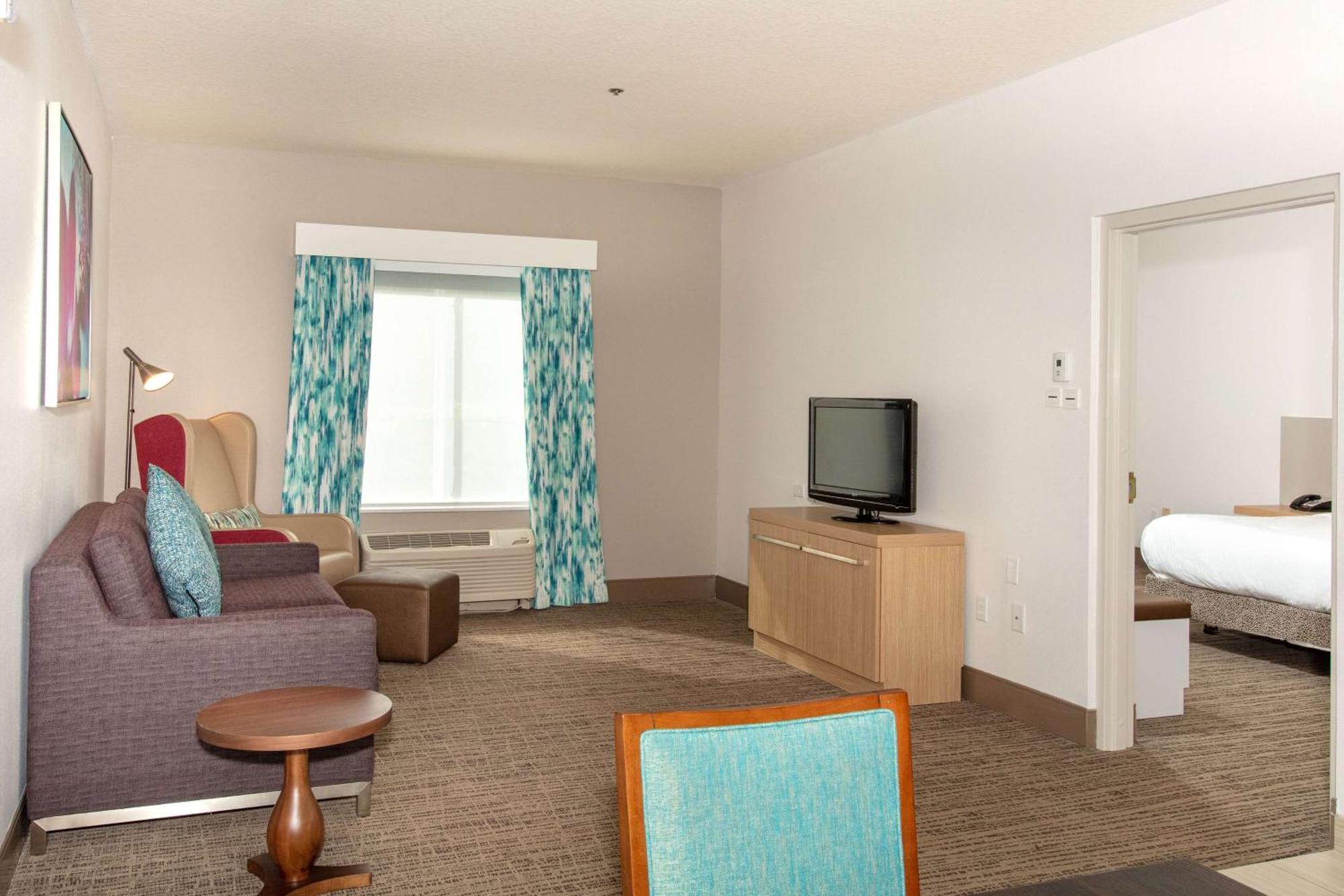Hotel Hilton Garden Airport 3*