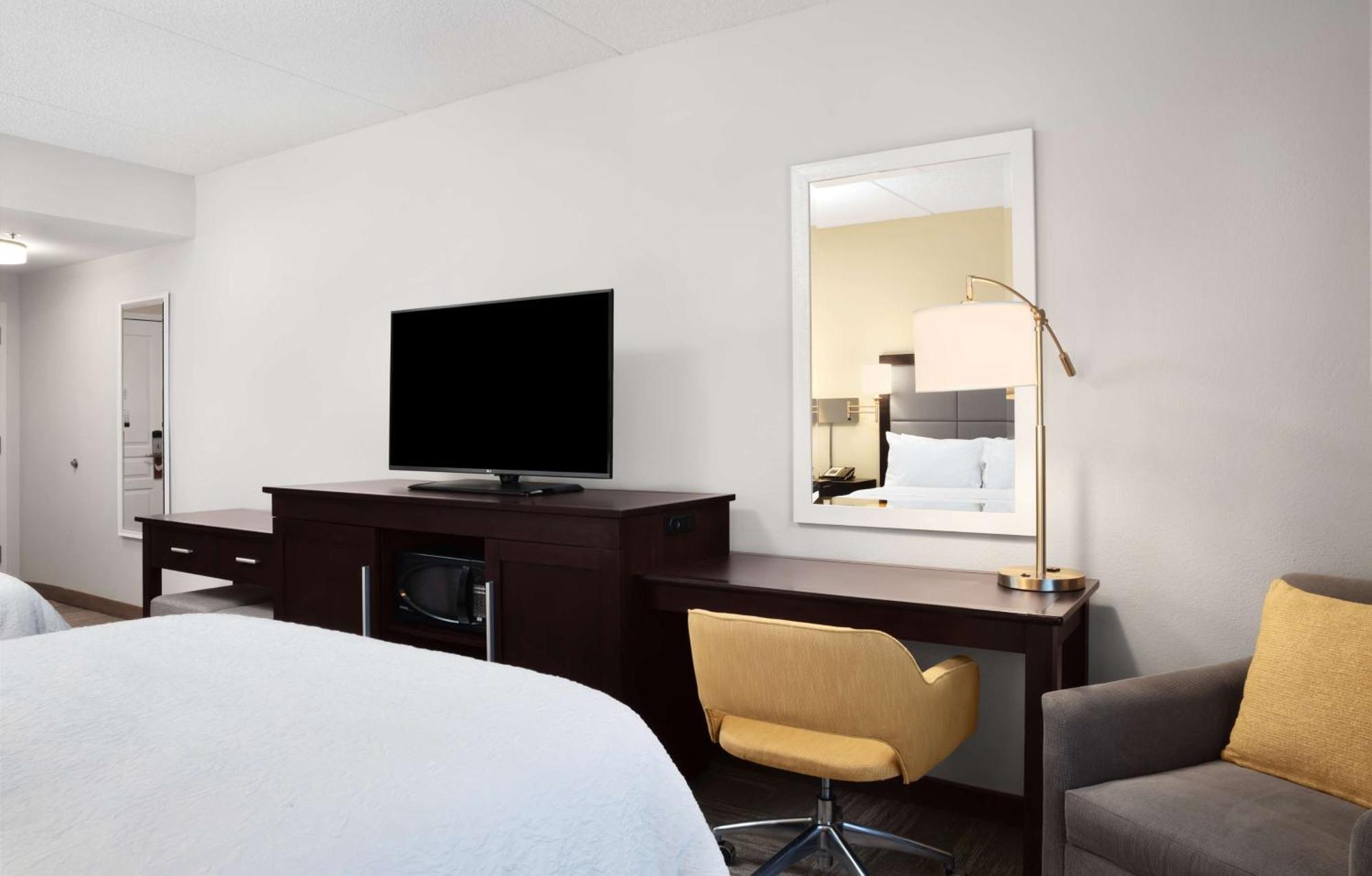 Hampton Hallandale Beach-aventura Hallandale Beach
