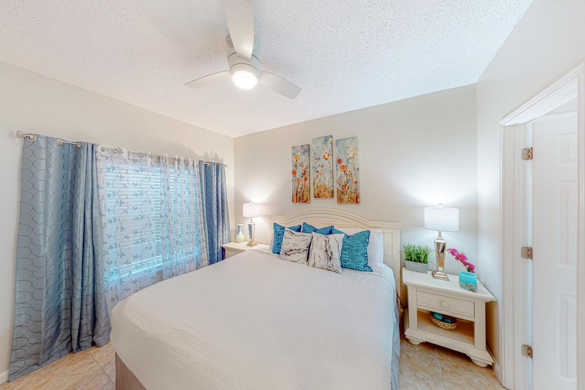 Sterling Sands 804 Apartment *