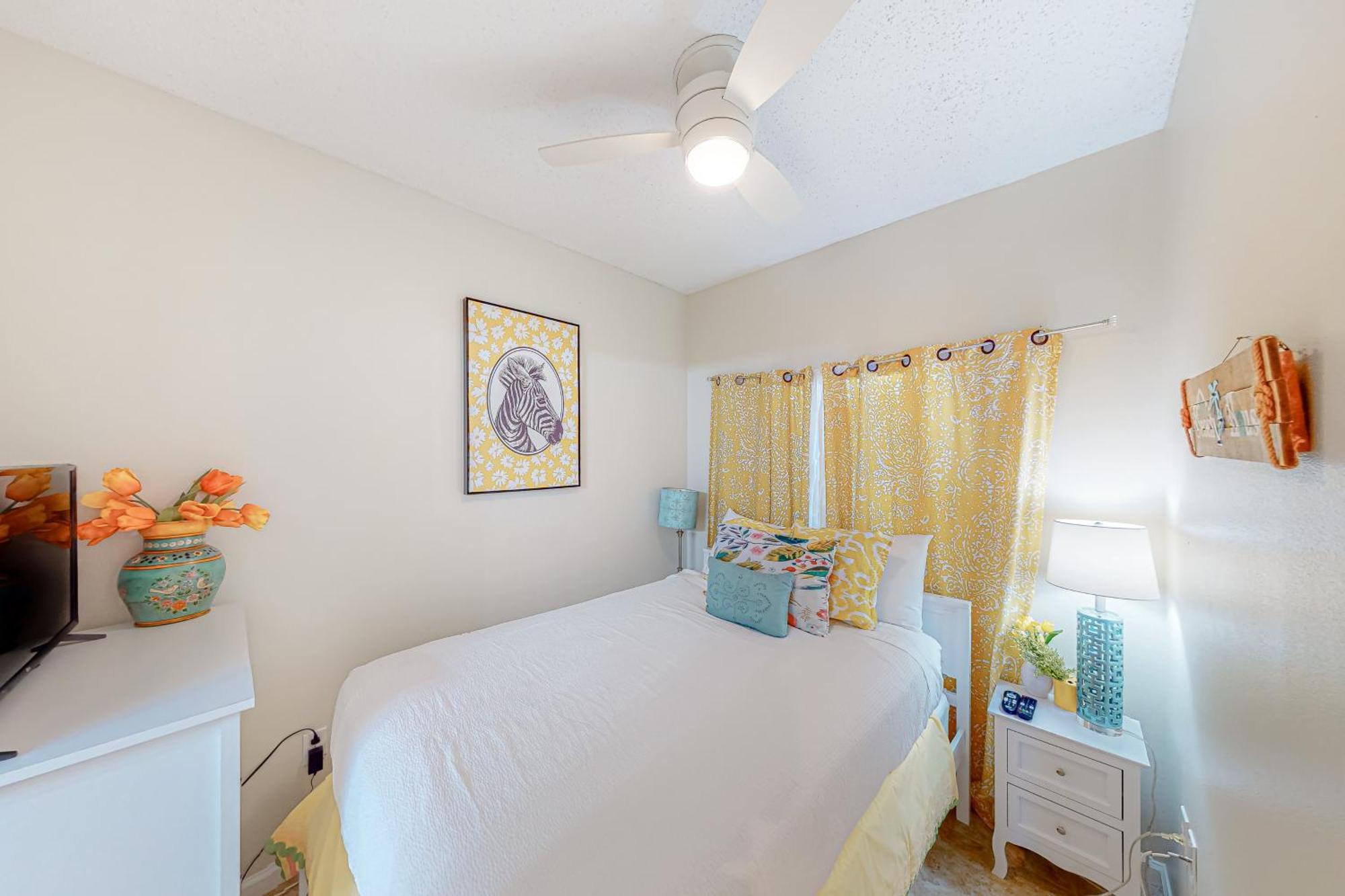 Sterling Sands 804 Apartment