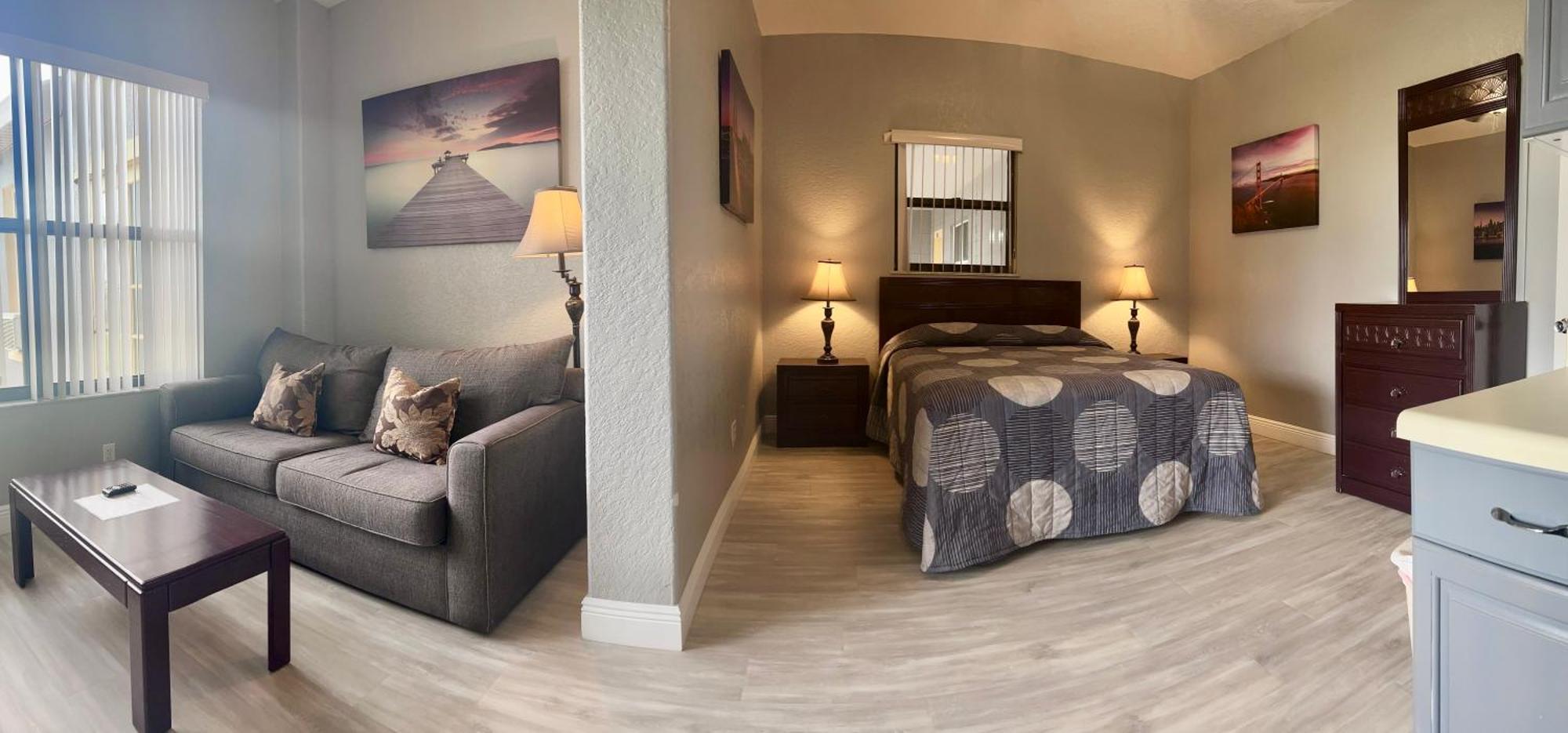 Sails Motel 3*