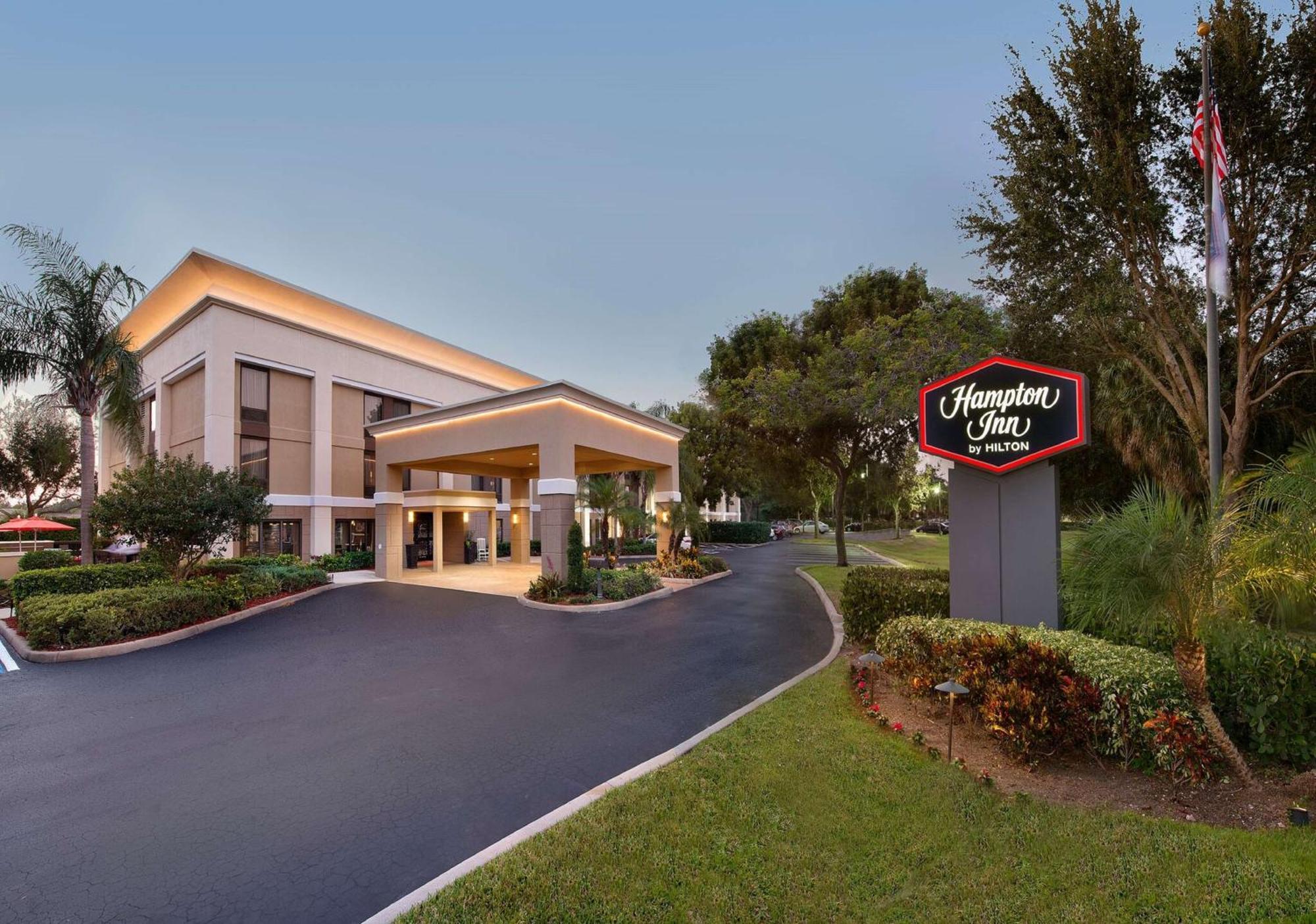 Hampton Naples - I-75
