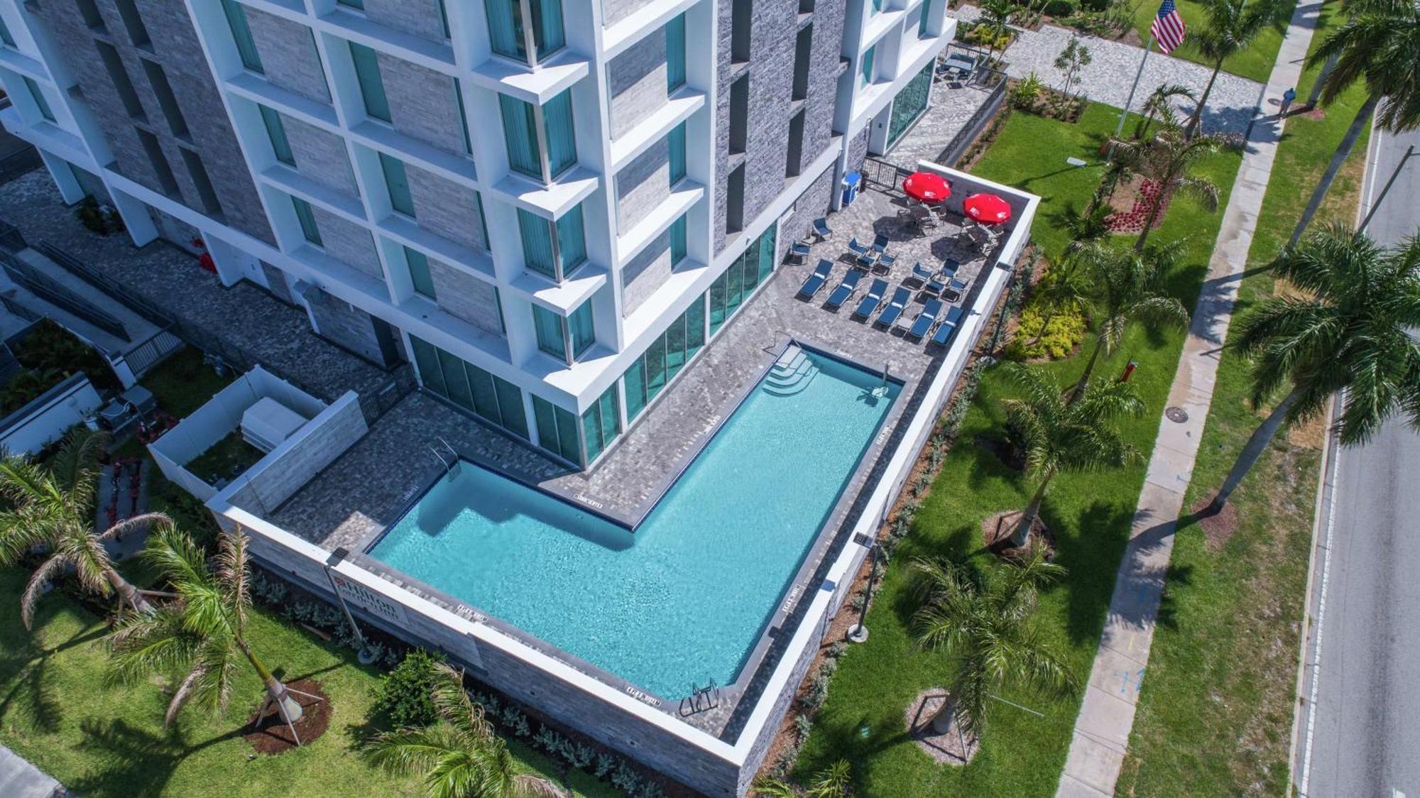 Hilton Garden West Palm I95 Outlets 3* West Palm Beach