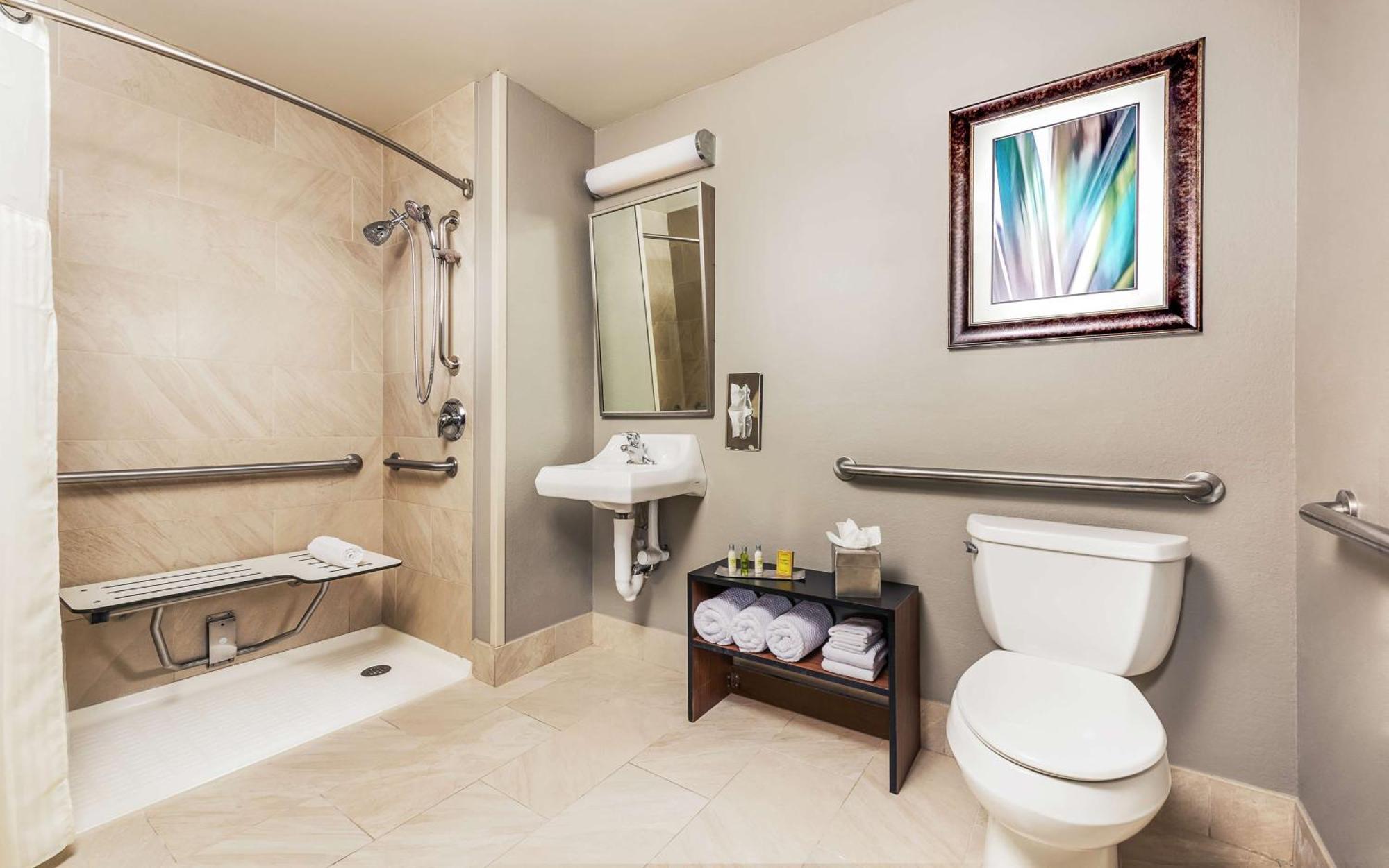 Hotel Doubletree By Hilton West Palm Airport West Palm Beach