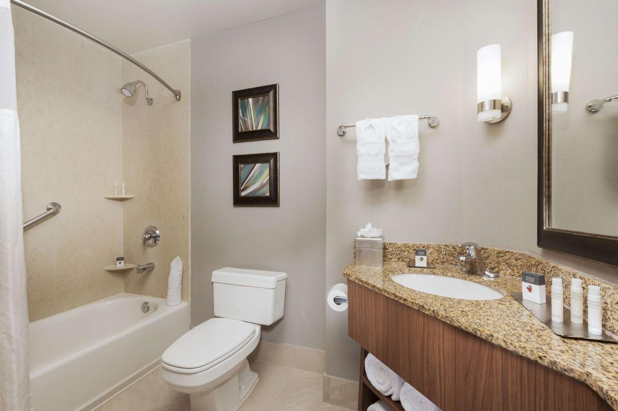 Doubletree By Hilton West Palm Airport 4* West Palm Beach