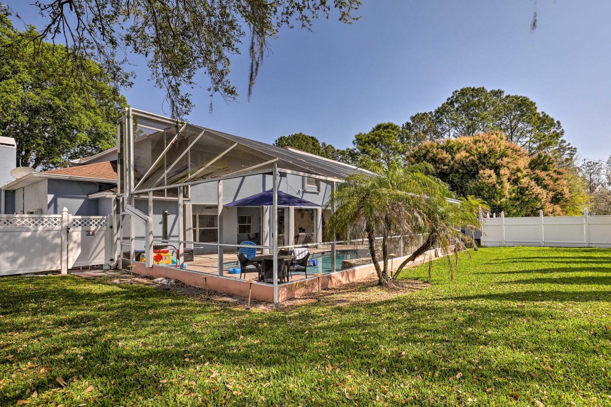 Luxurious With Heated Pool, Theatre, Gym ! Villa *