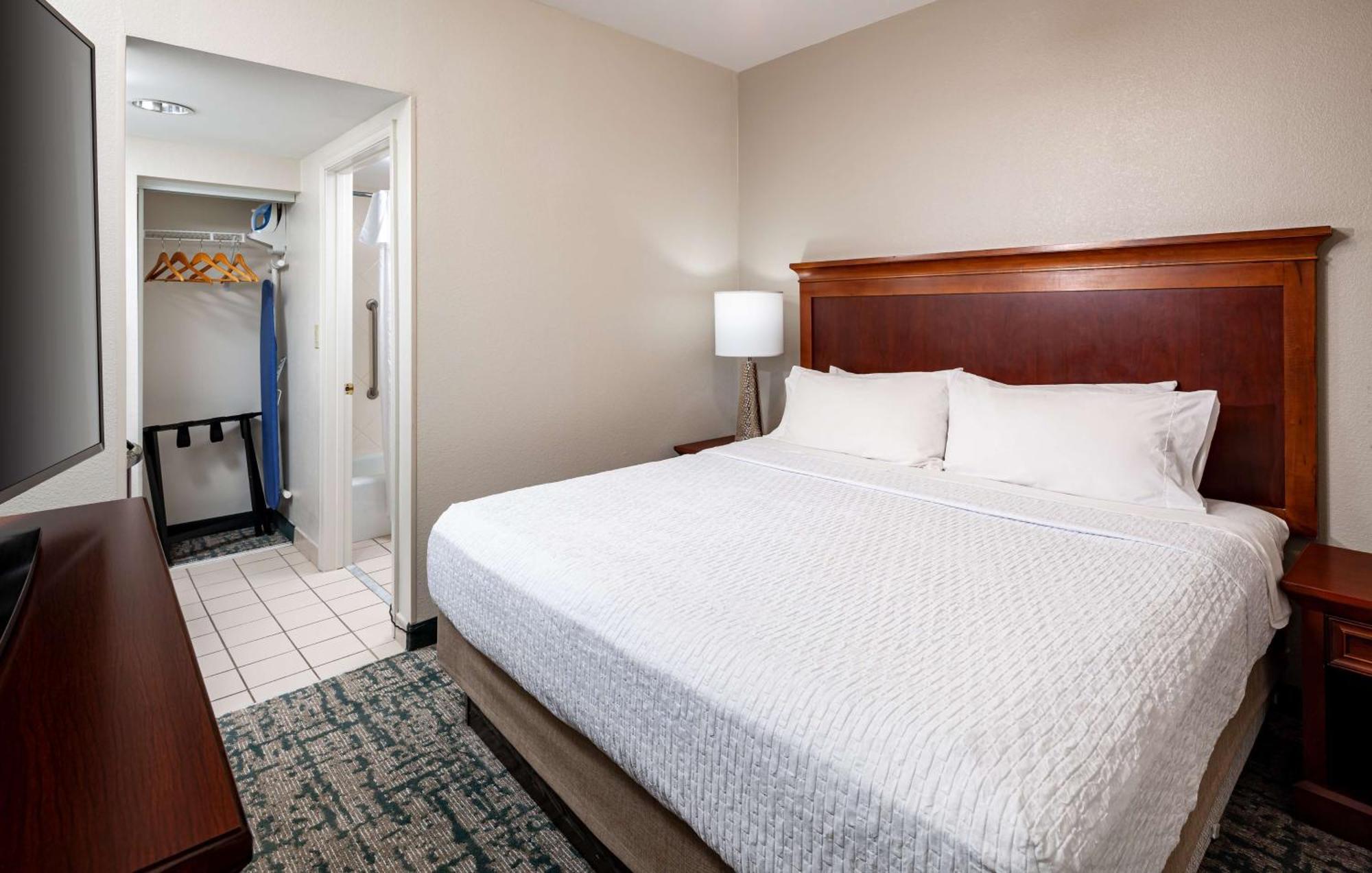 Hotel Homewood By Hilton Jacksonville-south/st. Johns Ctr.