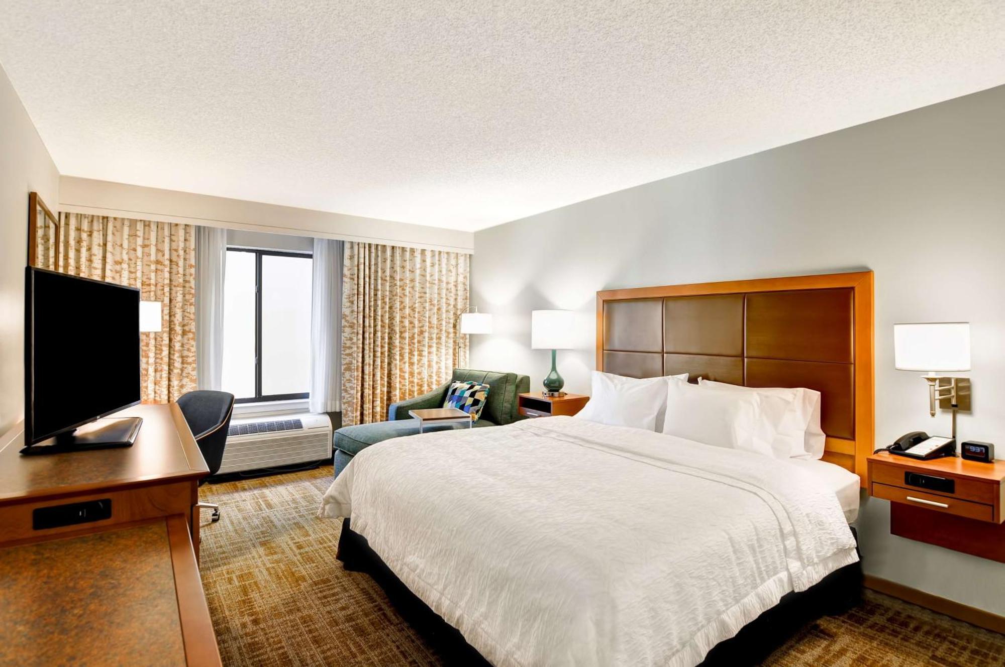 Hampton Hotel