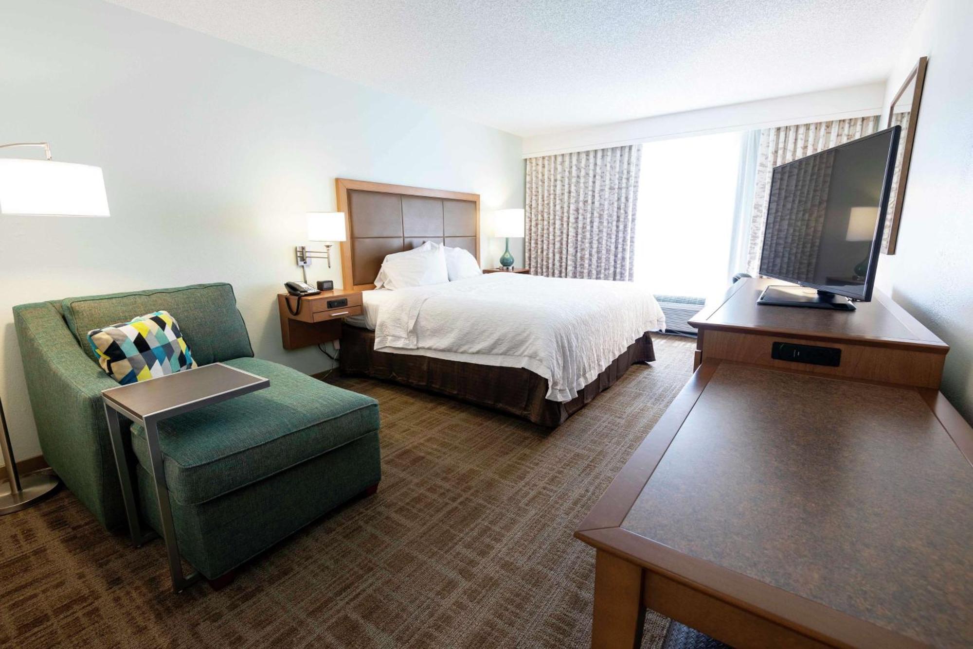 Hotel Hampton