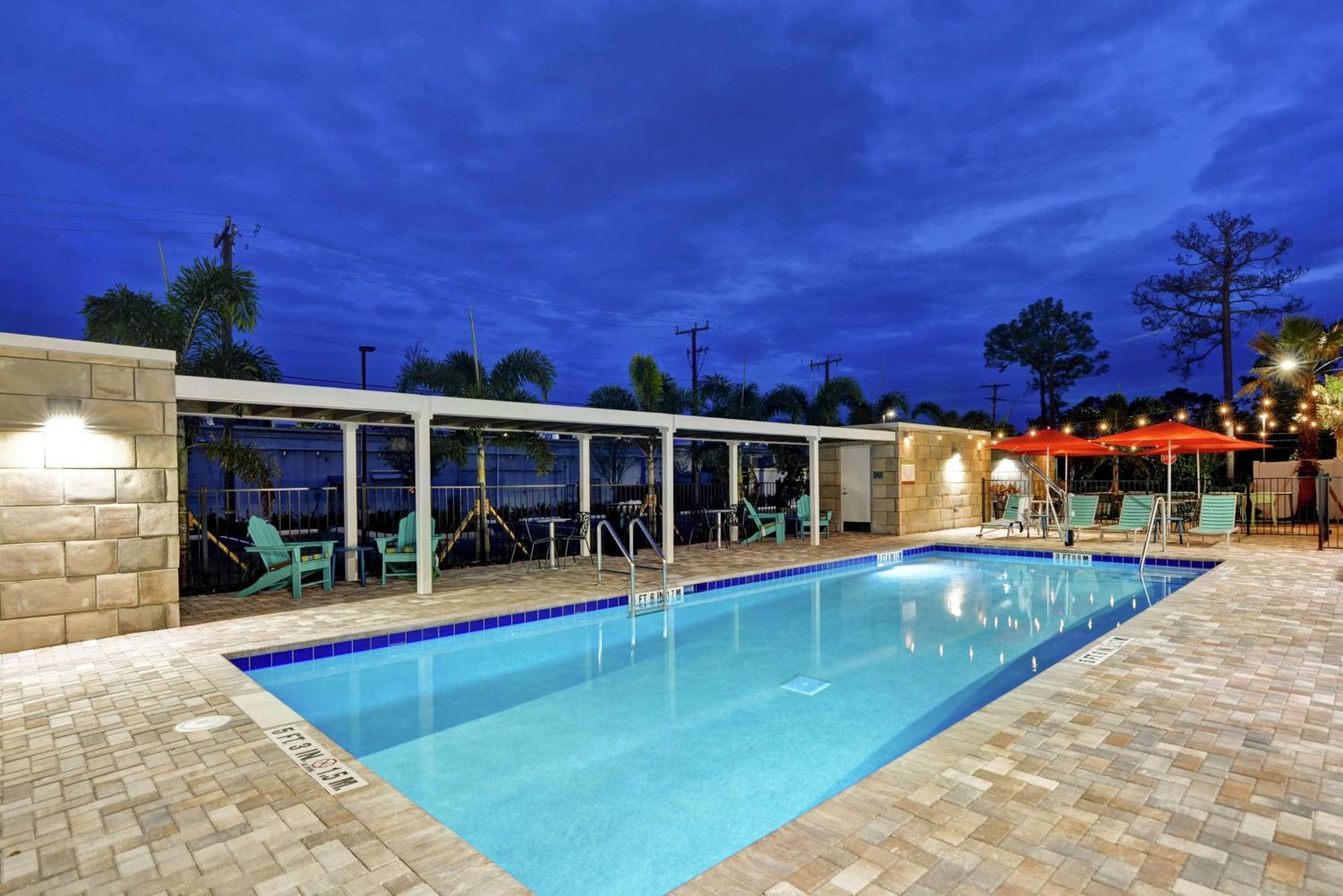 Home2 By Hilton Daytona Speedway