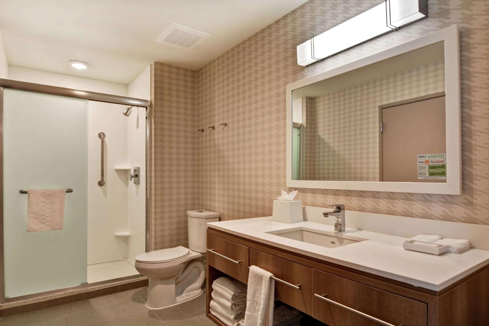 Home2 By Hilton Daytona Speedway Hotel 3*