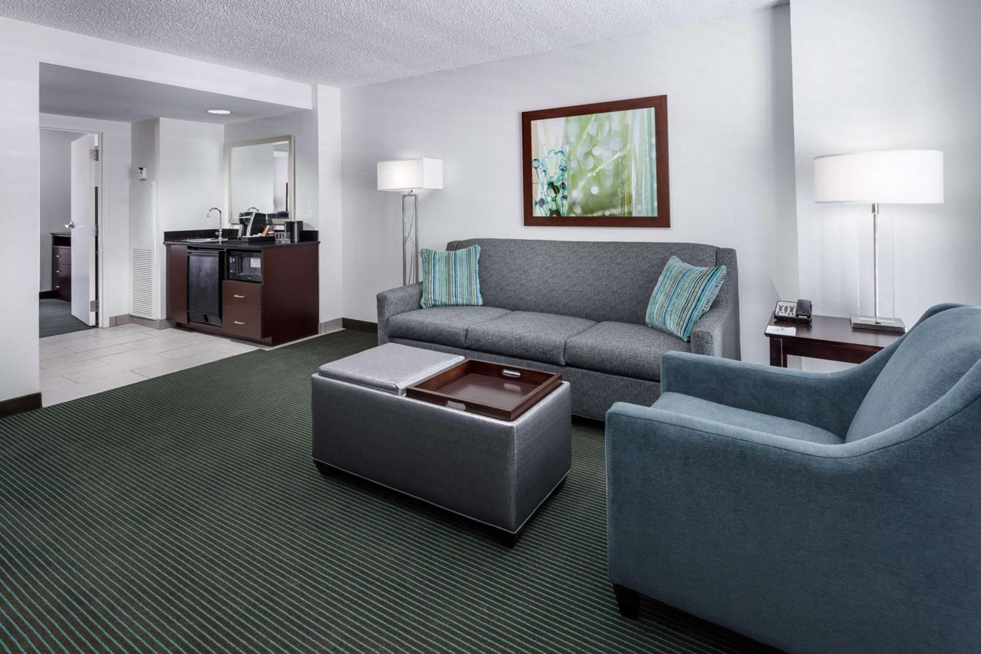 Embassy By Hilton Orlando Buena Vista Resort 3*