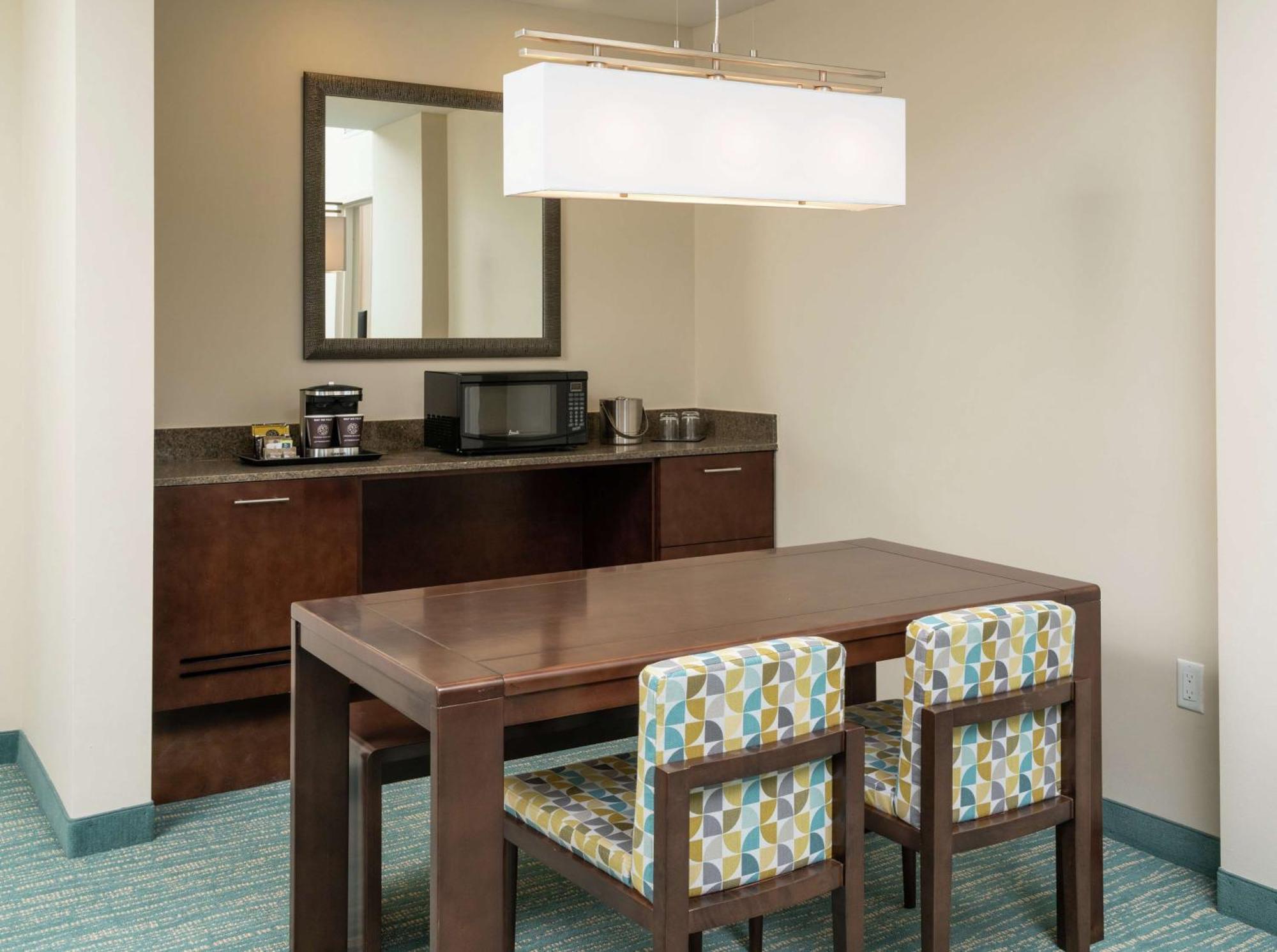 Doubletree By Hilton Miami Doral