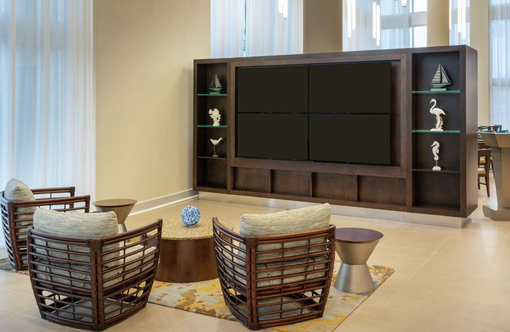 Hotel Doubletree By Hilton Miami Doral Sweetwater