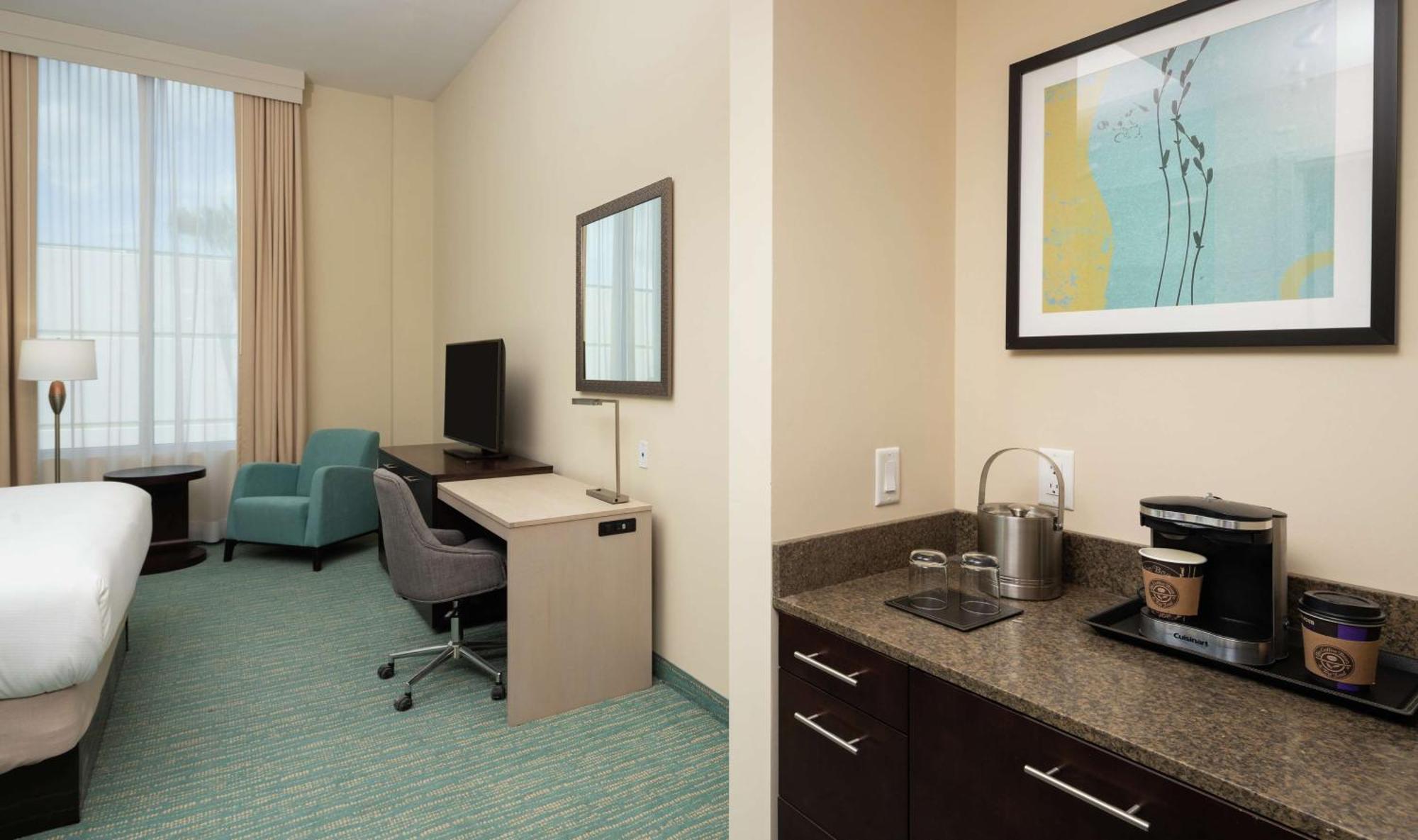 Doubletree By Hilton Miami Doral