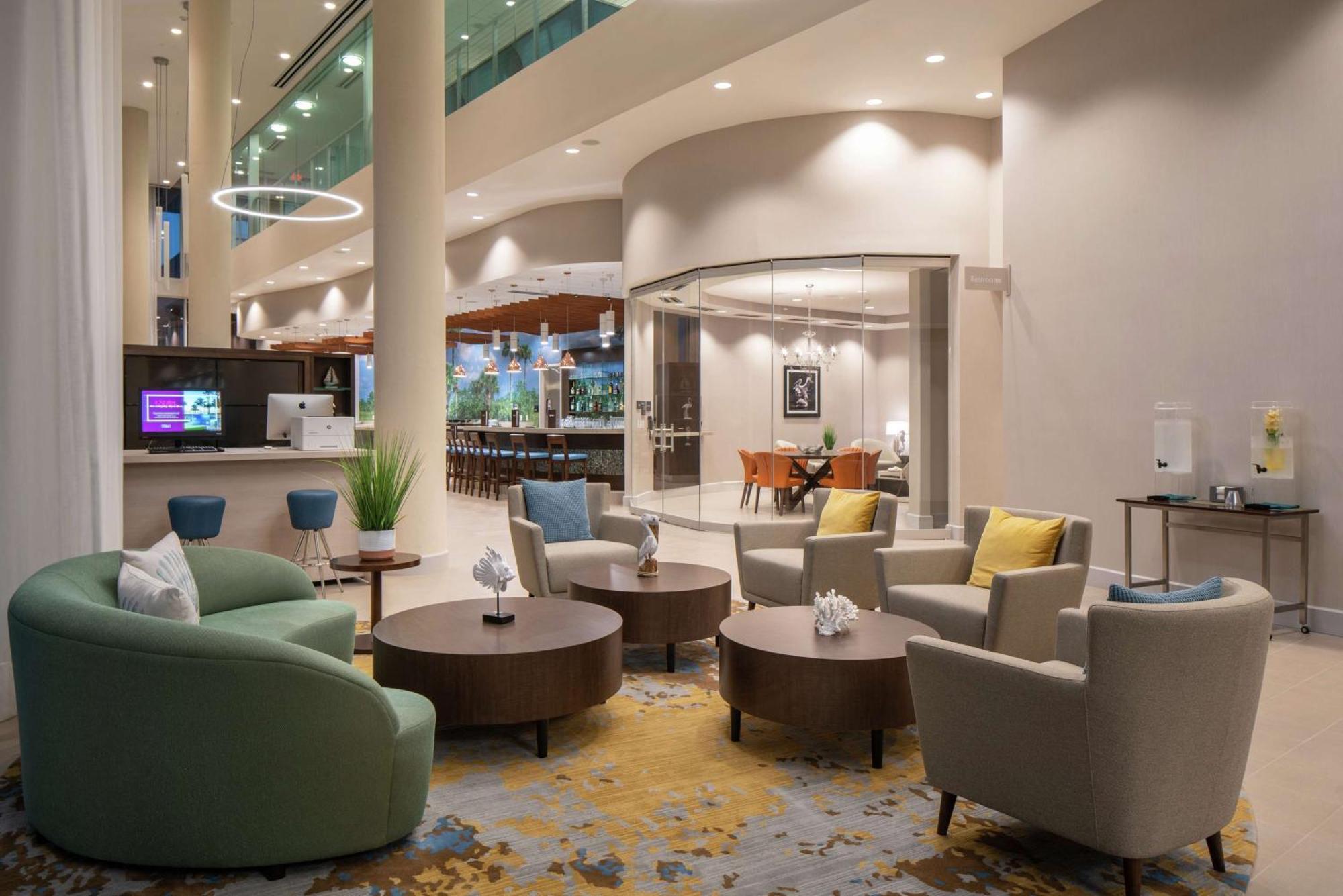 Doubletree By Hilton Miami Doral 4*
