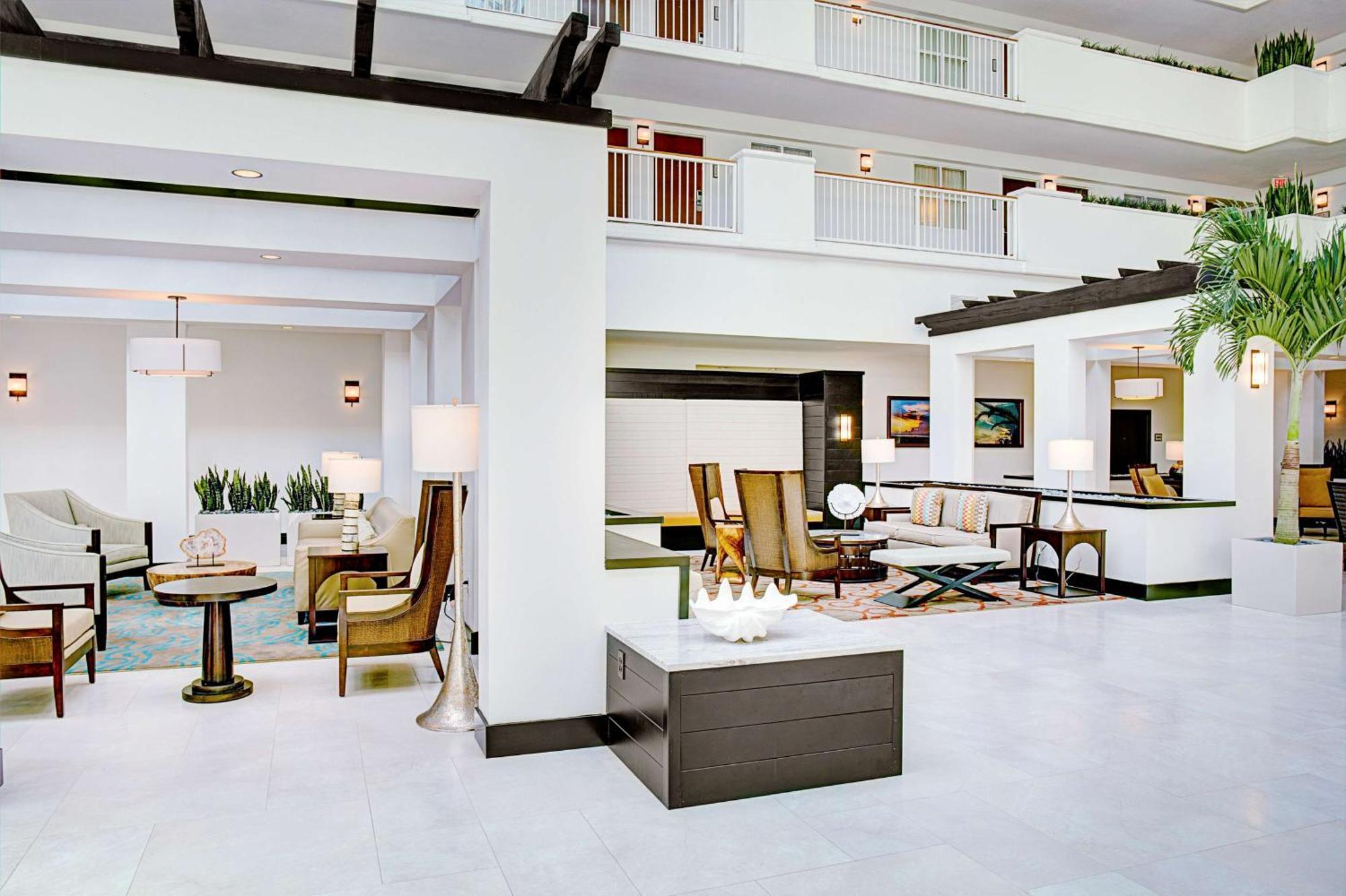 Embassy By Hilton Destin Miramar Hotel 3*