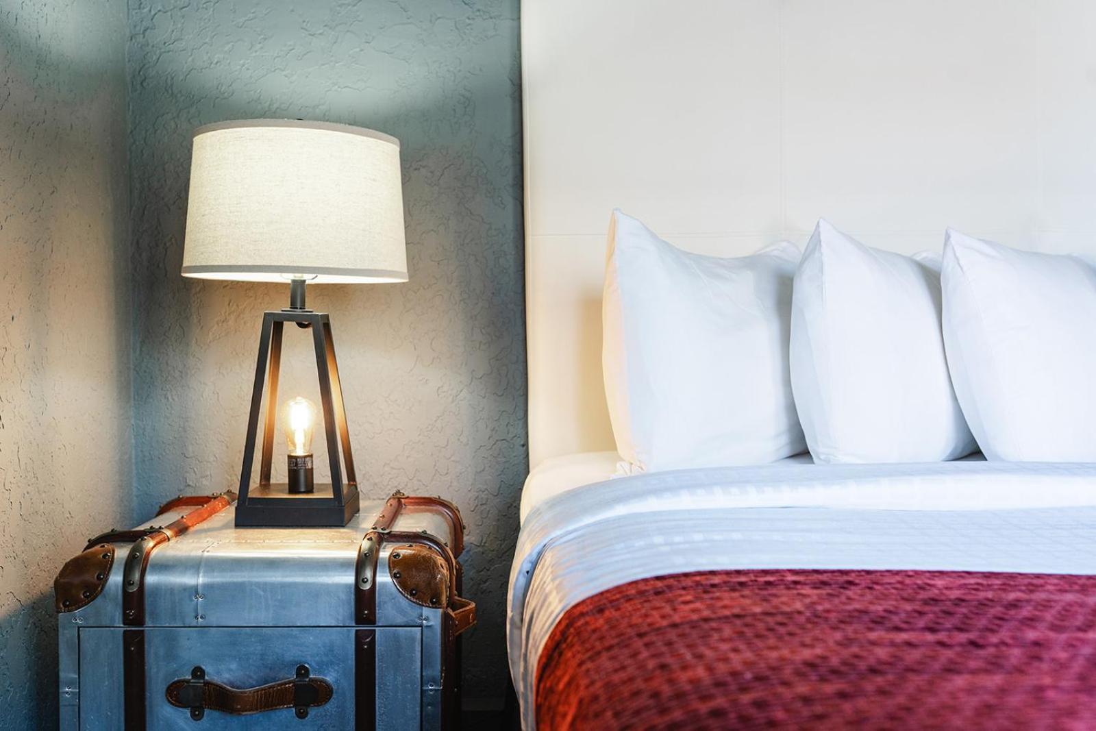 Avalon Downtown Hotel