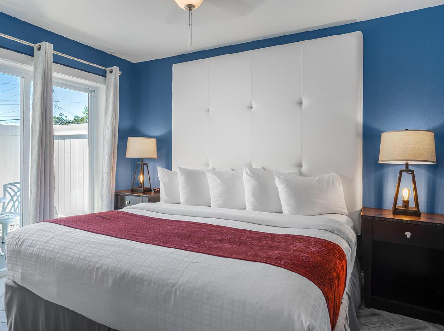 Avalon Downtown 3* St. Petersburg