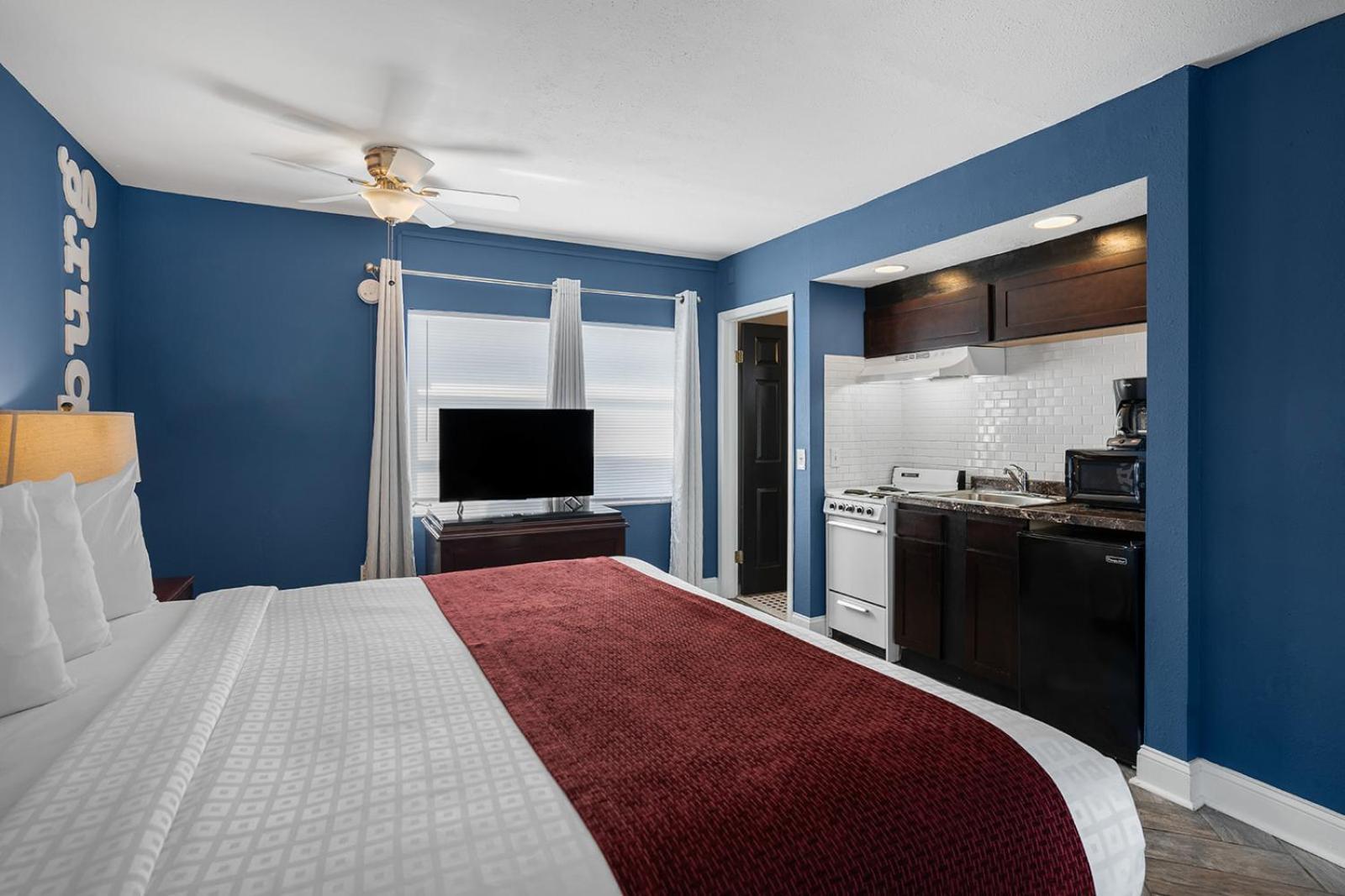 Avalon Downtown 3* St. Petersburg