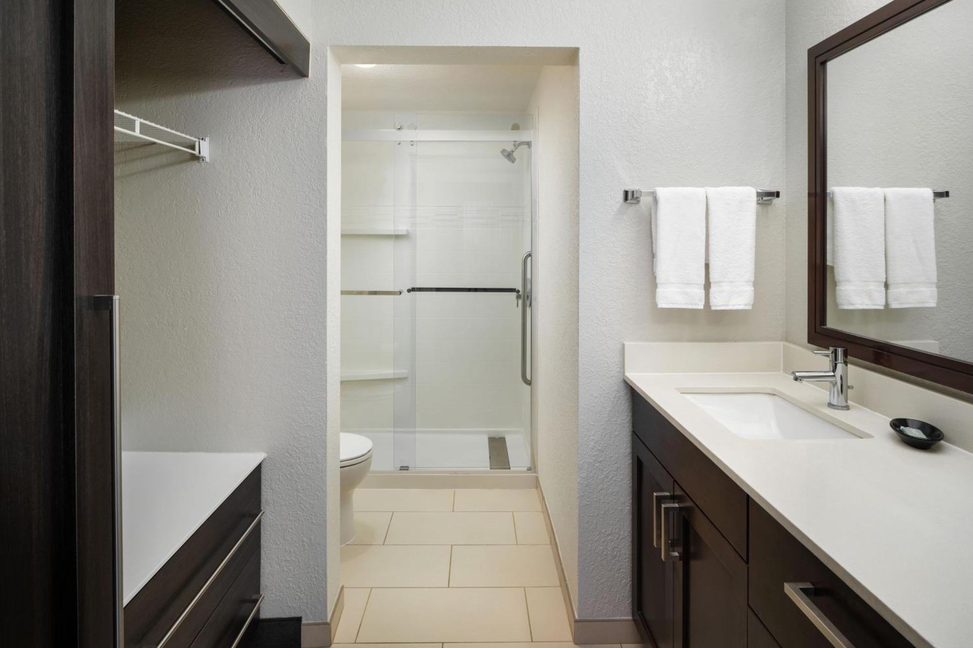Hotel By Marriott Lauderdale Of