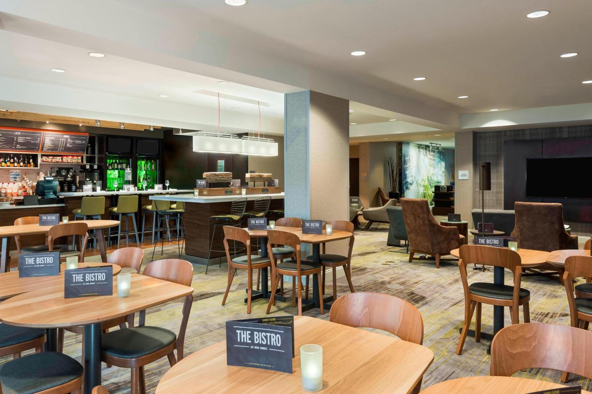 Hotel Courtyard Bradenton Airport 3*