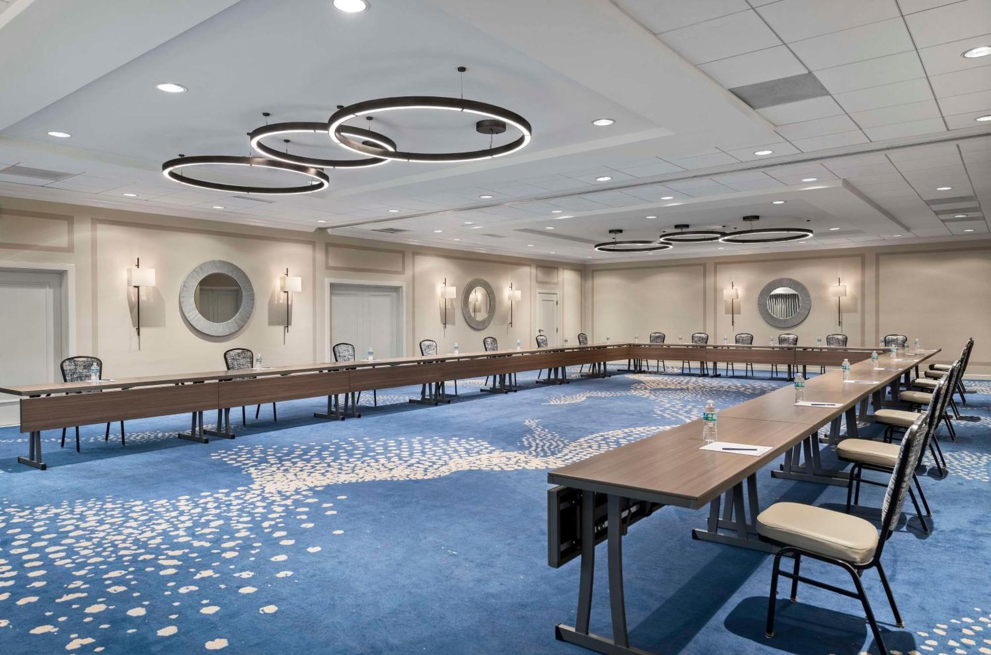 Doubletree By Hilton 4*