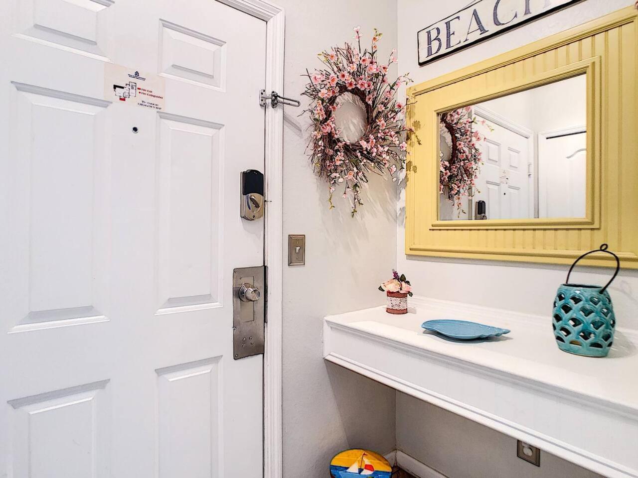 Stunning Beach House In Central Area Near Disney Apartment *
