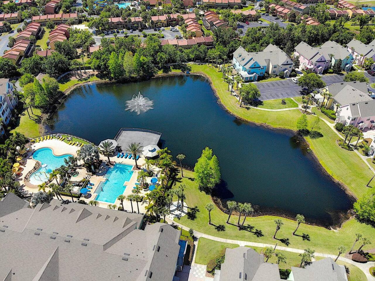 Stunning Beach House In Central Area Near Disney Apartment
