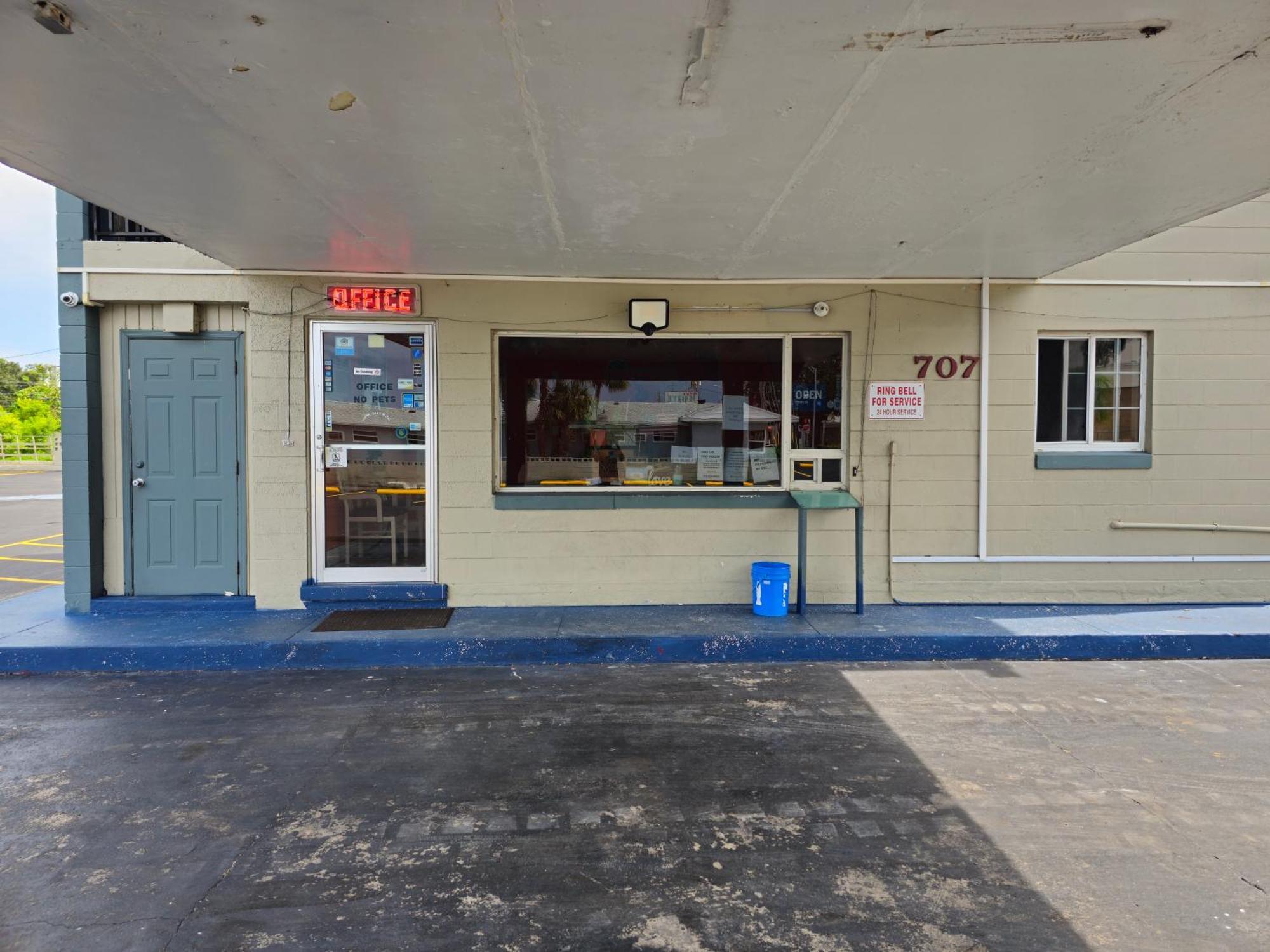 Three Oaks -
