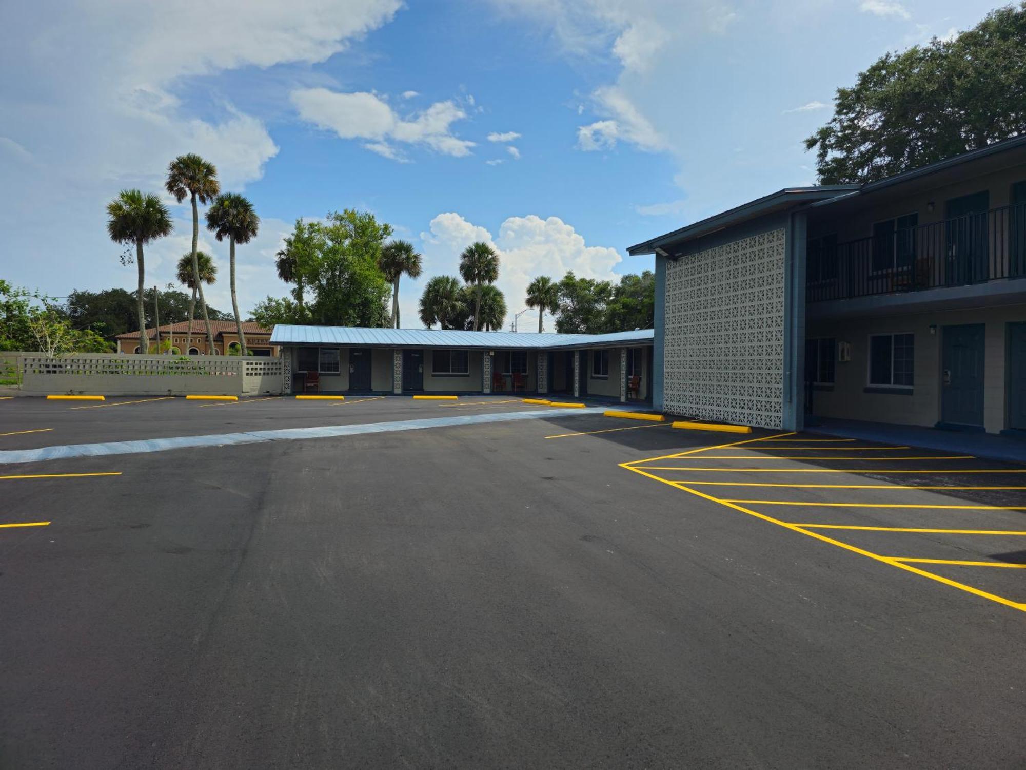 Three Oaks - Titusville