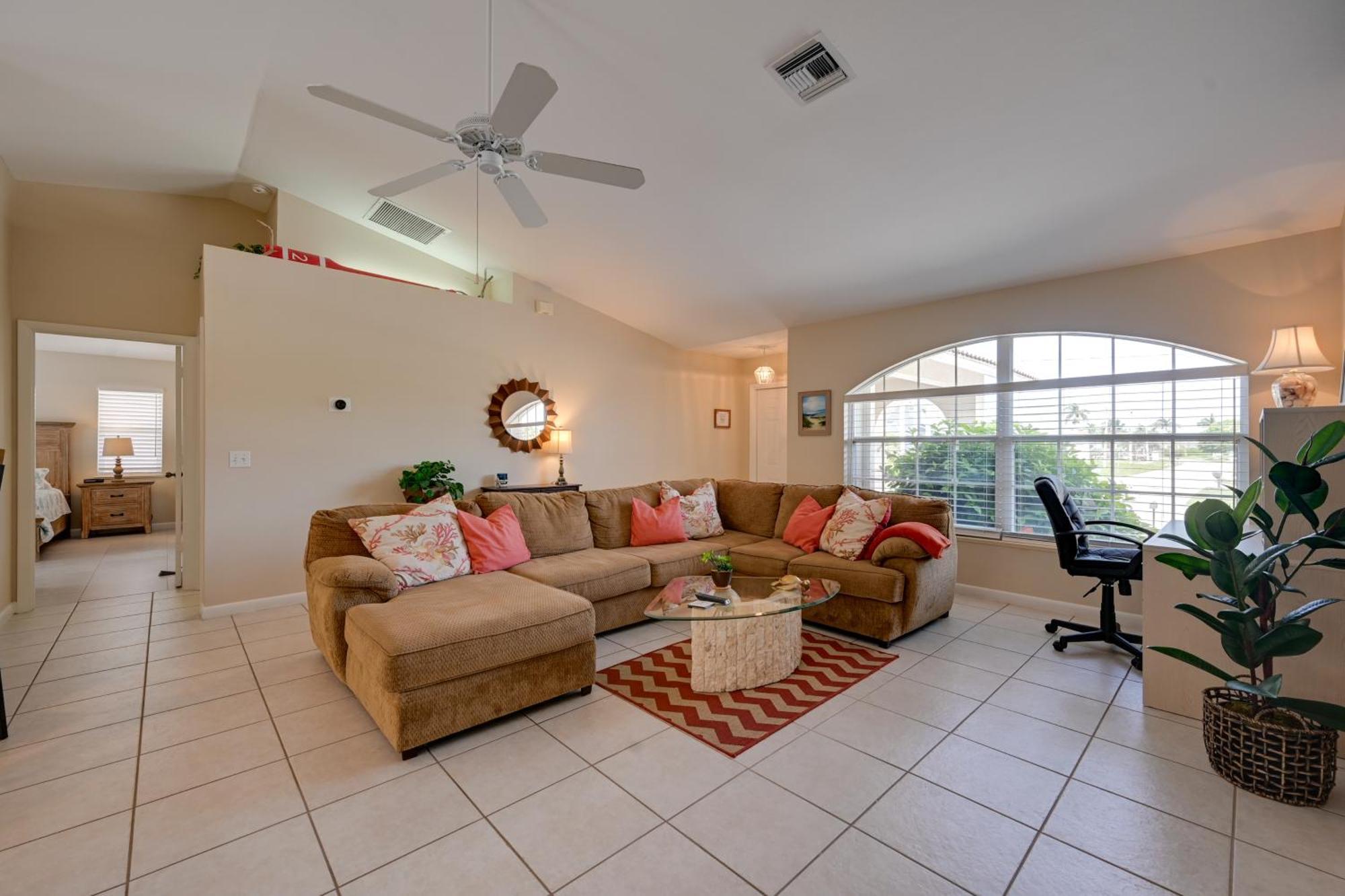 Sunny House Less Than 3 Blocks To Beach! Marco Island