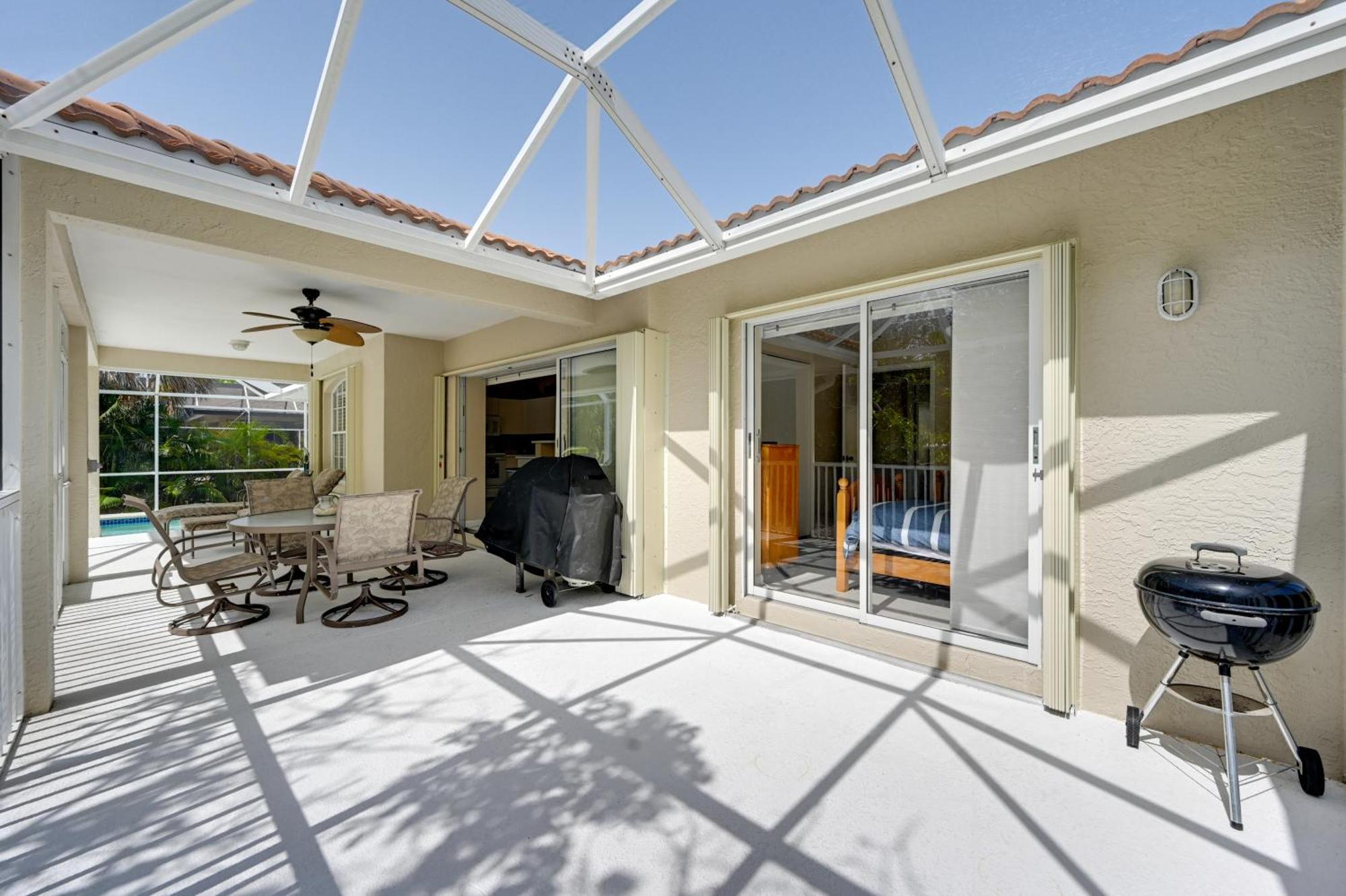 Sunny House Less Than 3 Blocks To Beach! Marco Island