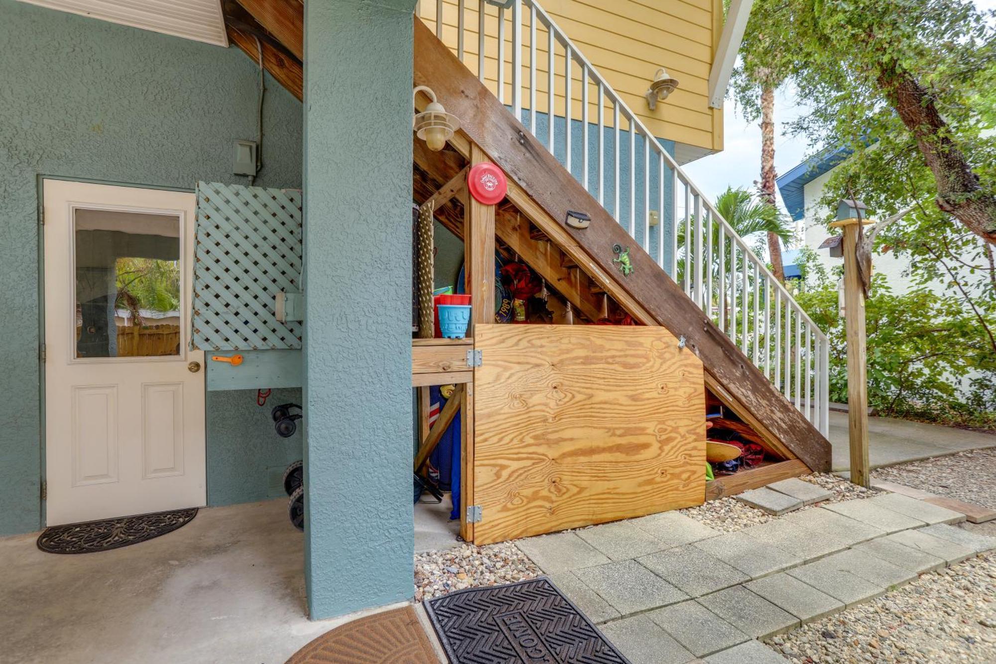 Indian Rocks Lizard Lair 350 Ft From The Beach! Apartment *