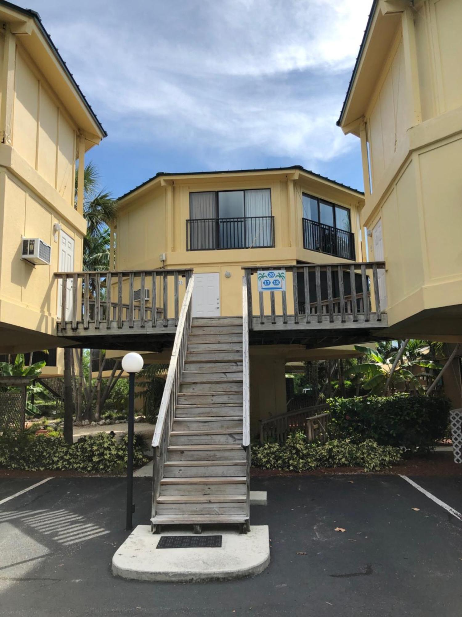 Aparthotel Coco Plum Beach & Tennis Club & Marina