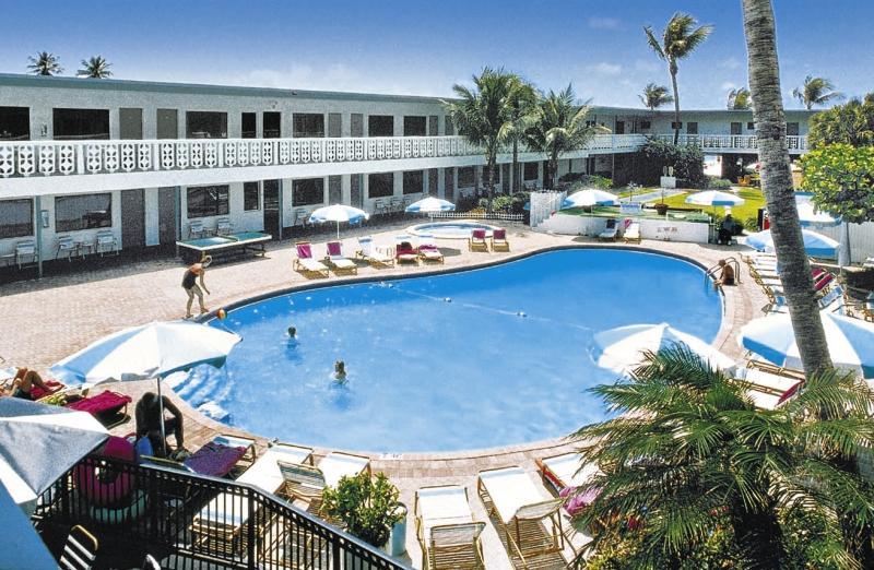 Travelodge Monaco 2*