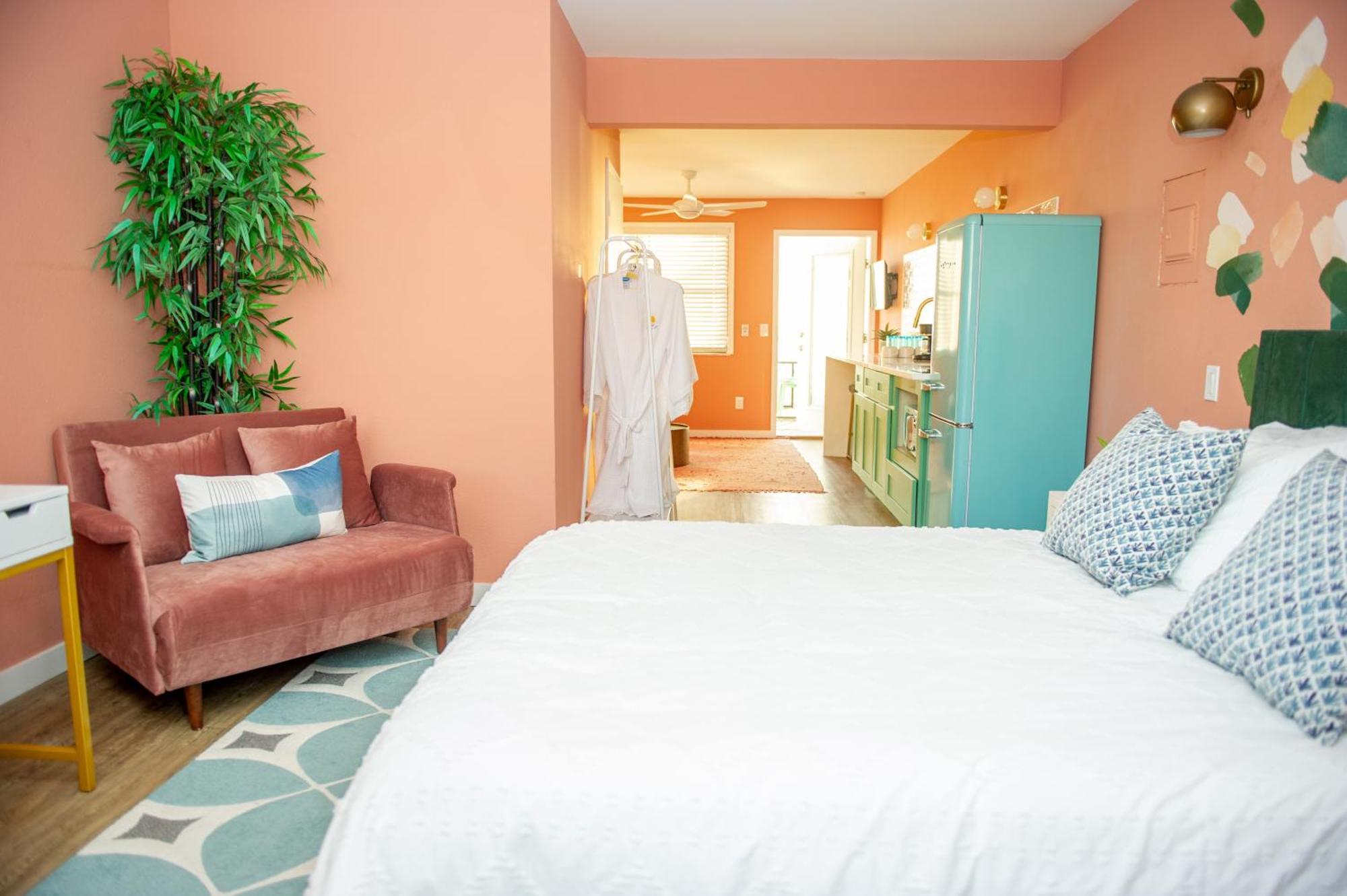 Sunburst Inn- Hotel Indian Shores