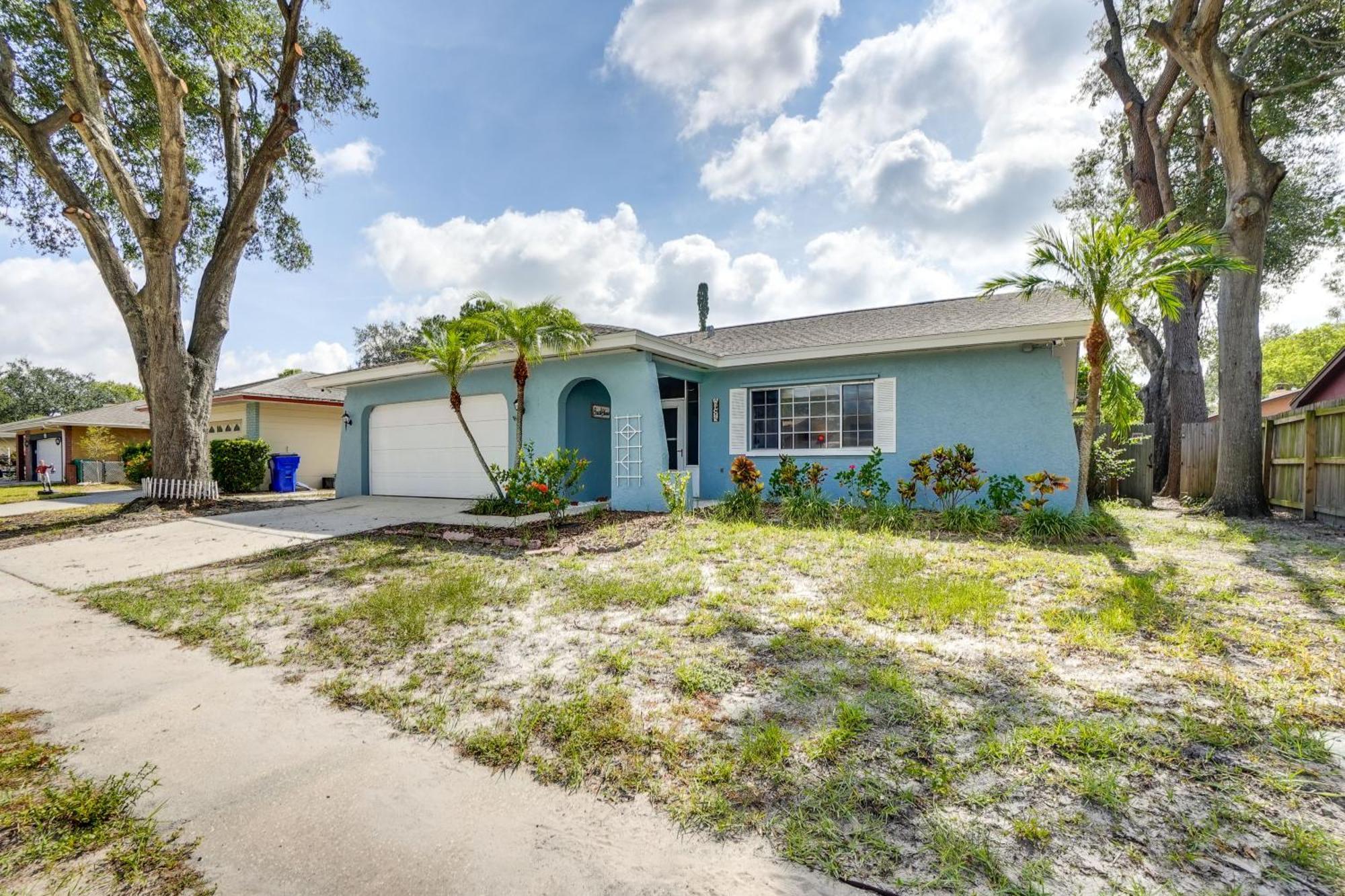Sunny Florida Retreat With Pool, Near Busch Gardens! Holiday home *
