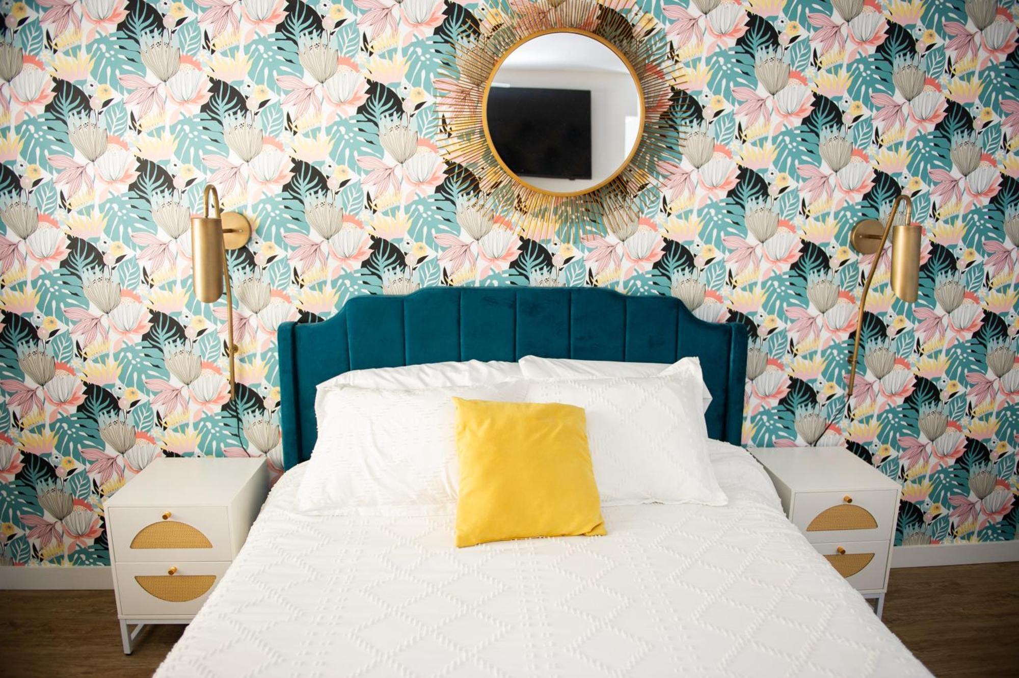 Sunburst Inn- 3*