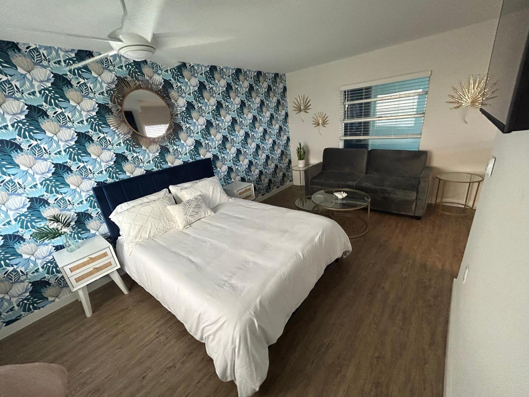 Sunburst Inn- Hotel Indian Shores