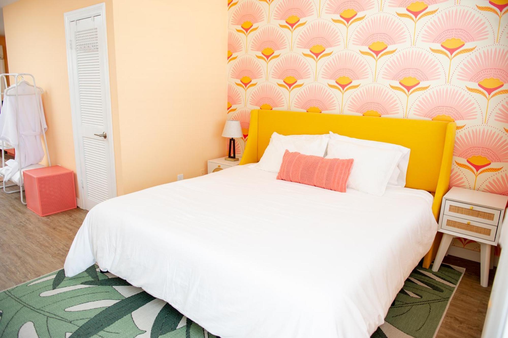 Sunburst Inn- Hotel Indian Shores