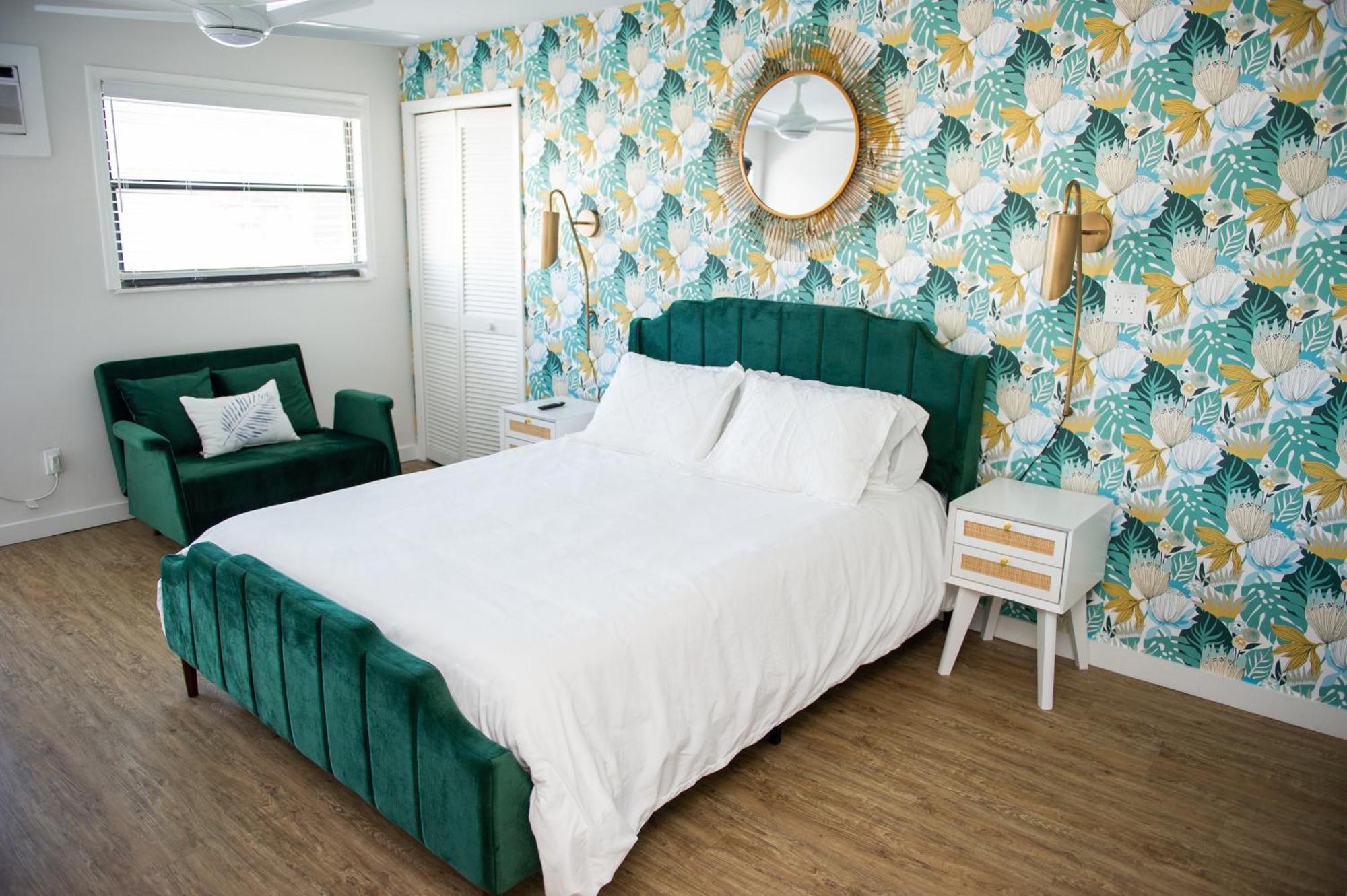 Sunburst Inn- 3* Indian Shores