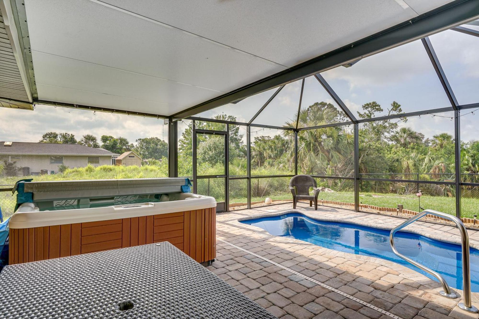 Holiday home Canalfront Retreat With Heated Pool And Hot Tub! *