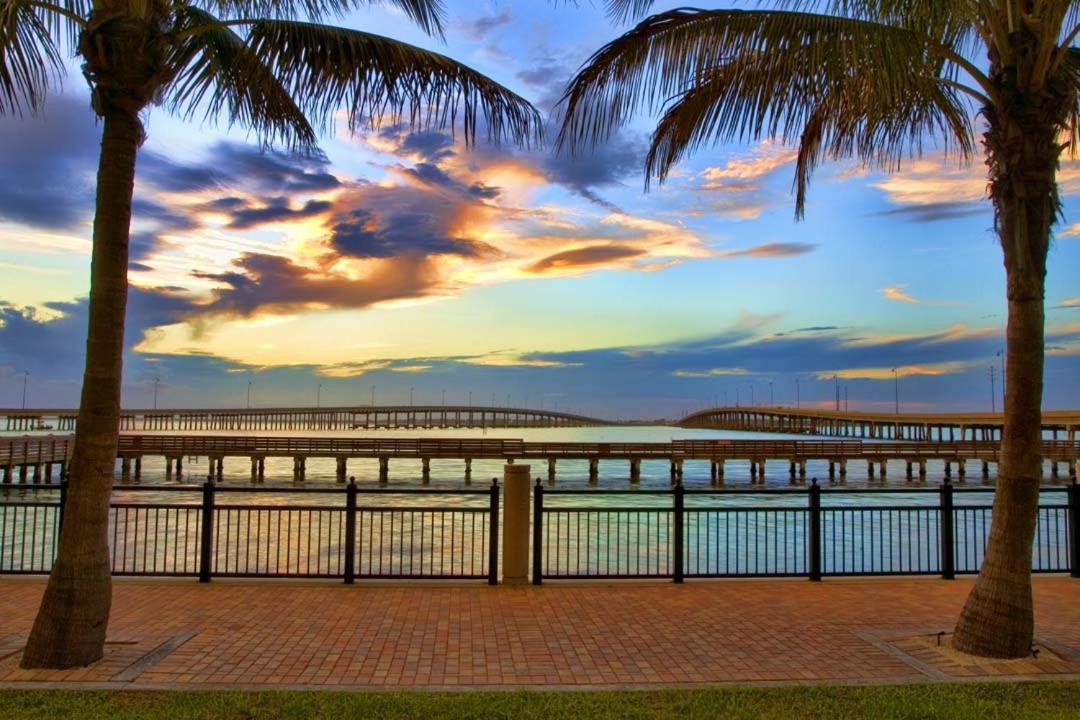 829 Napoli * Punta Gorda